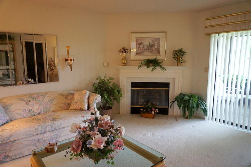 Pointe Royale Condos - Residential