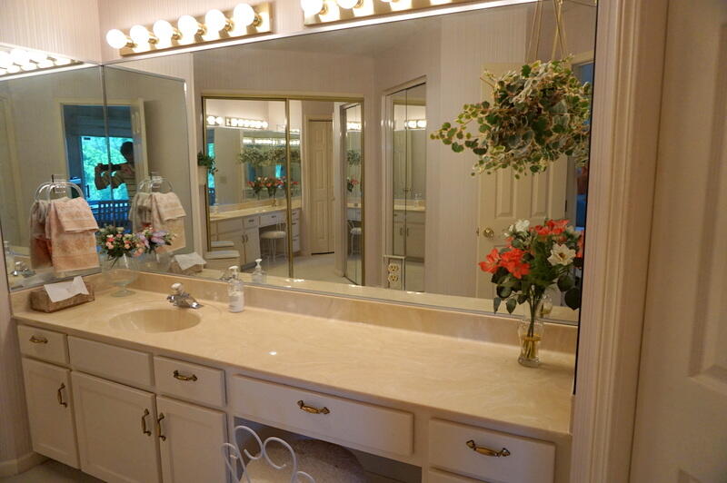 Pointe Royale Condos - Residential