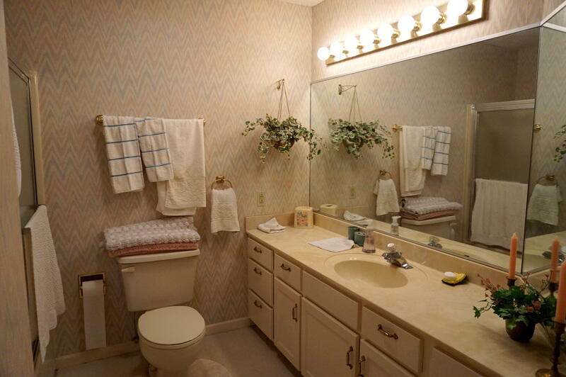 Pointe Royale Condos - Residential