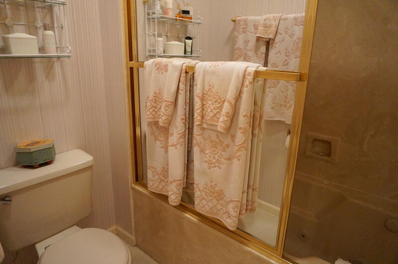 Pointe Royale Condos - Residential