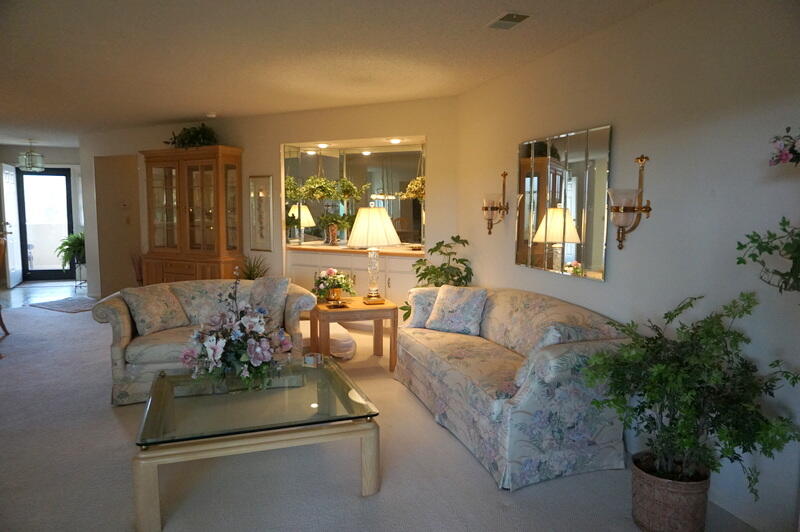 Pointe Royale Condos - Residential