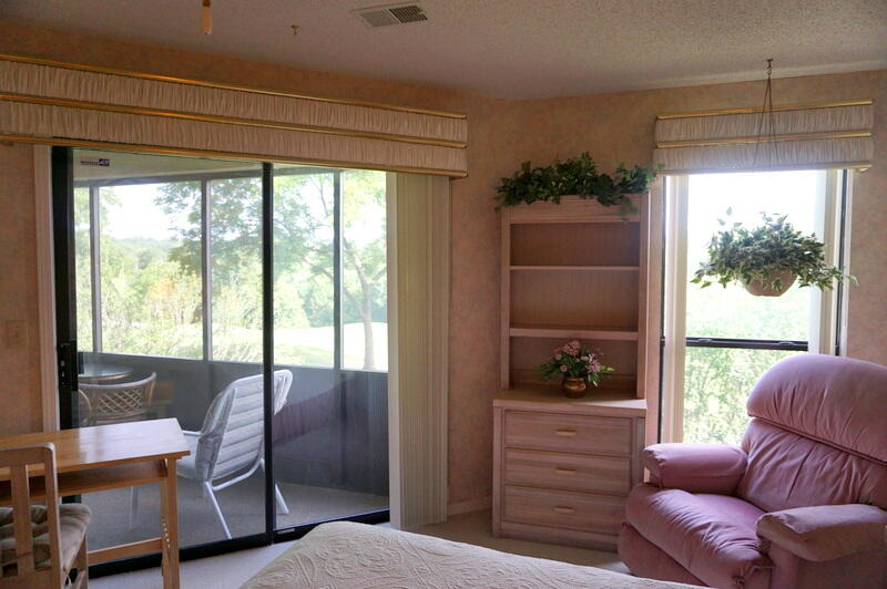 Pointe Royale Condos - Residential