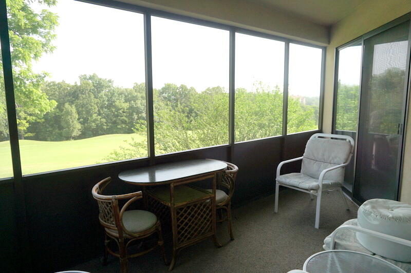 Pointe Royale Condos - Residential