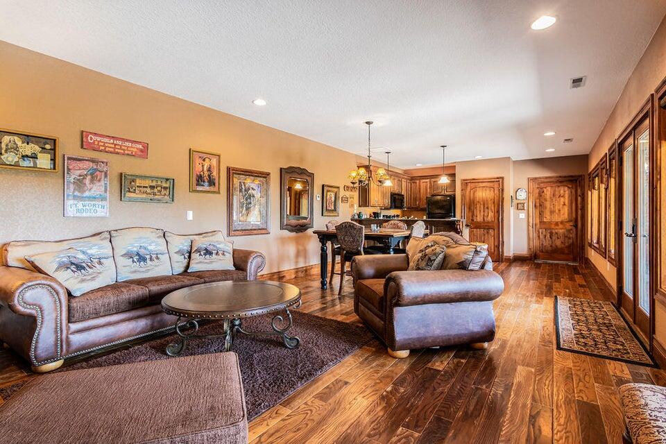 Branson Pointe - Residential