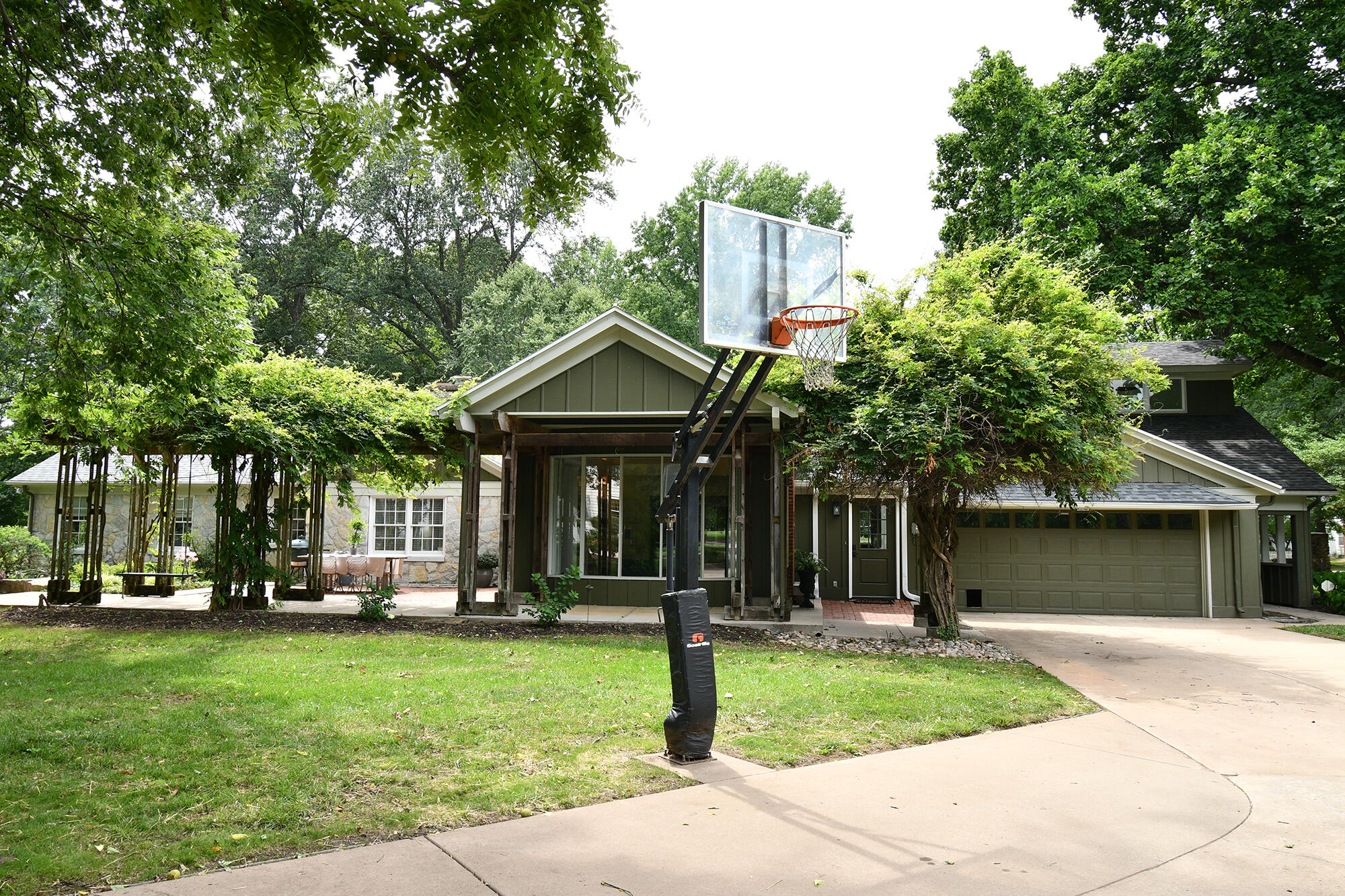 Meadowmere Place - Residential