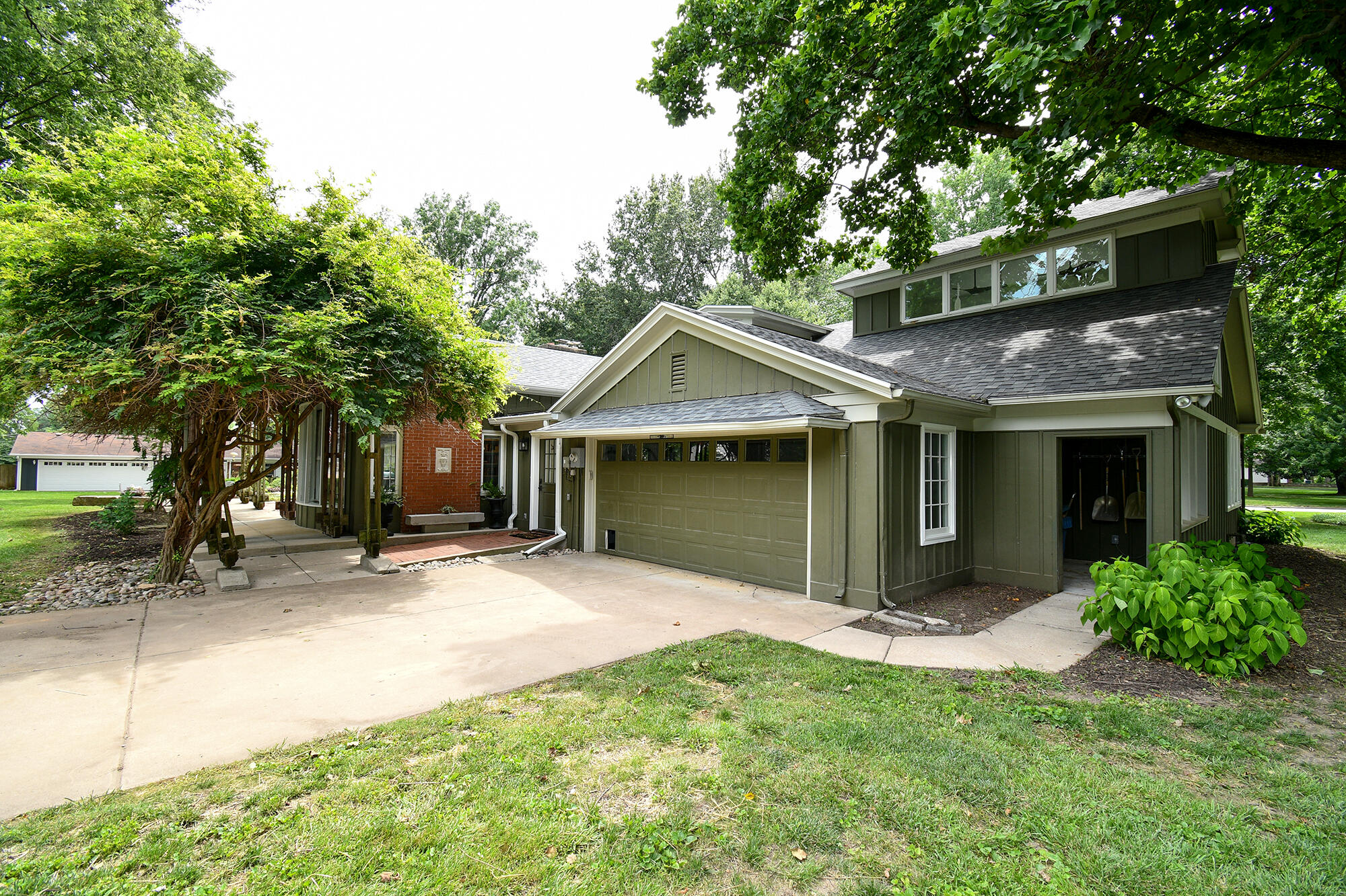 Meadowmere Place - Residential