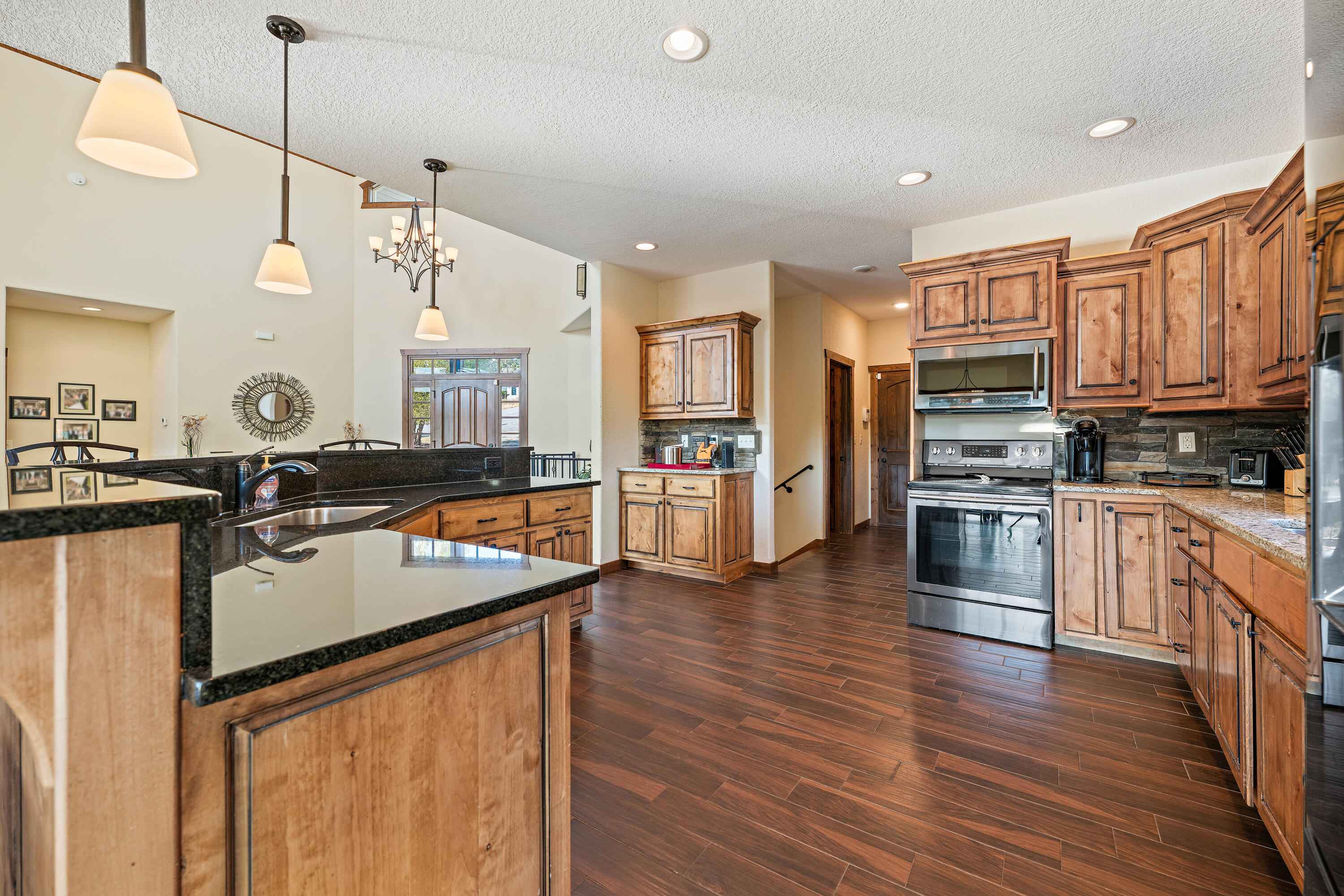 Pinnacle Shores - Residential
