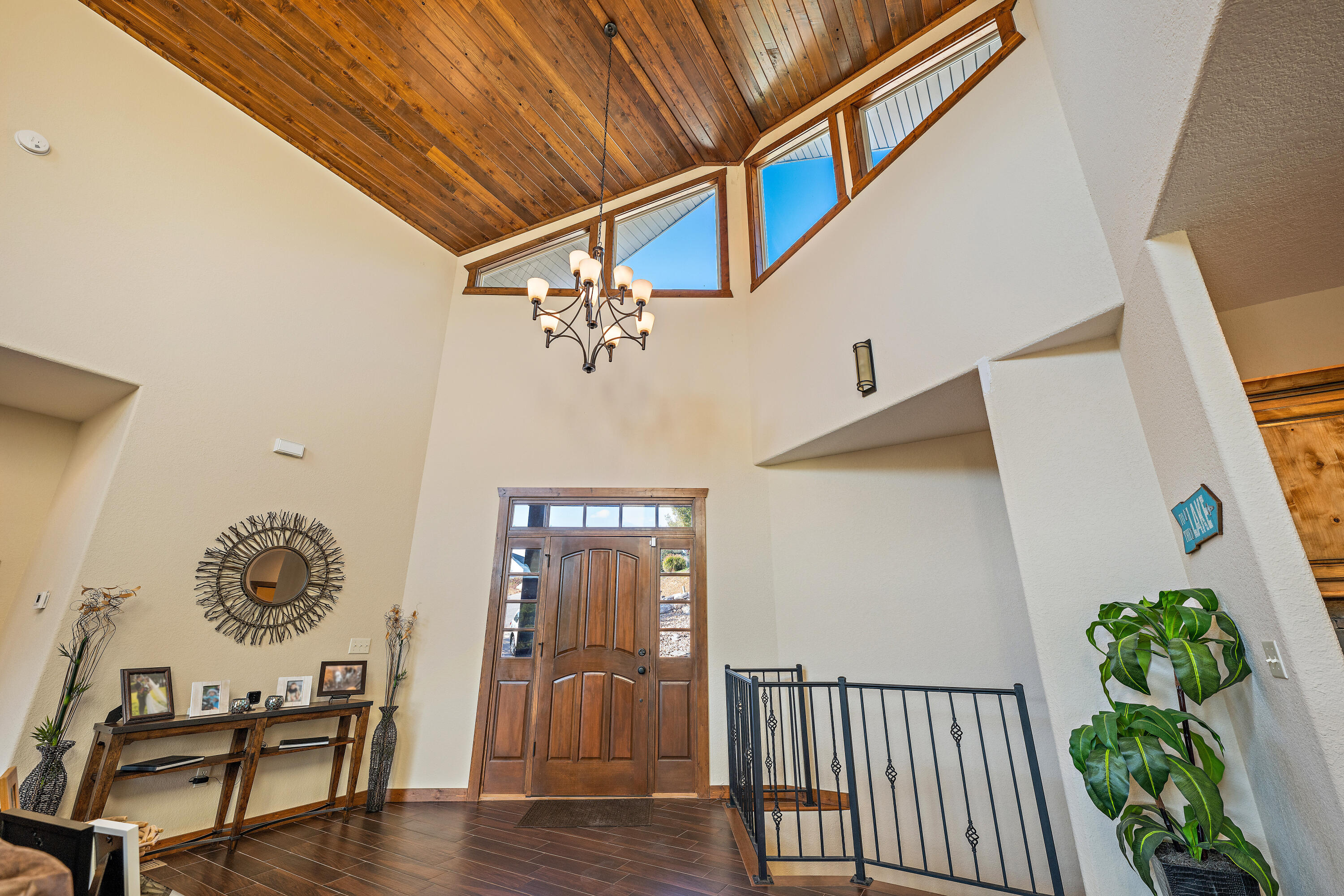 Pinnacle Shores - Residential