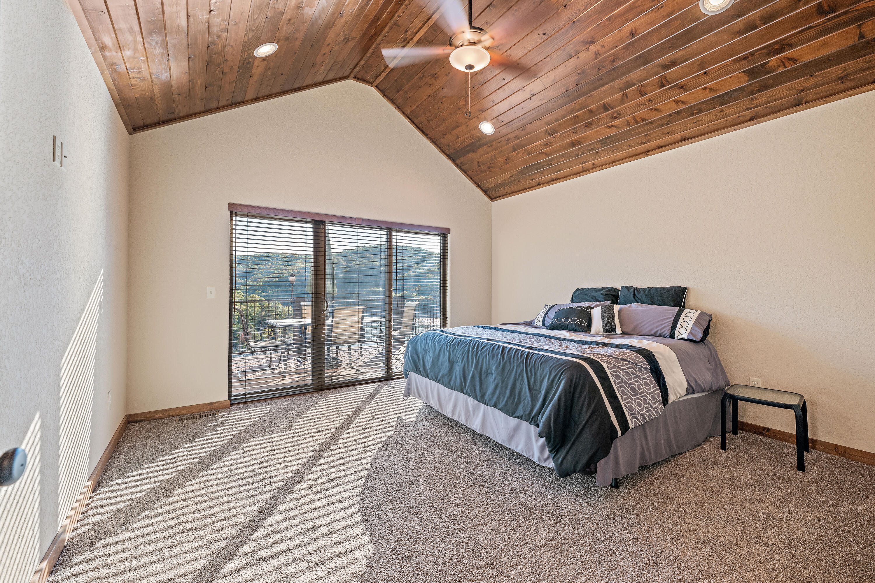 Pinnacle Shores - Residential