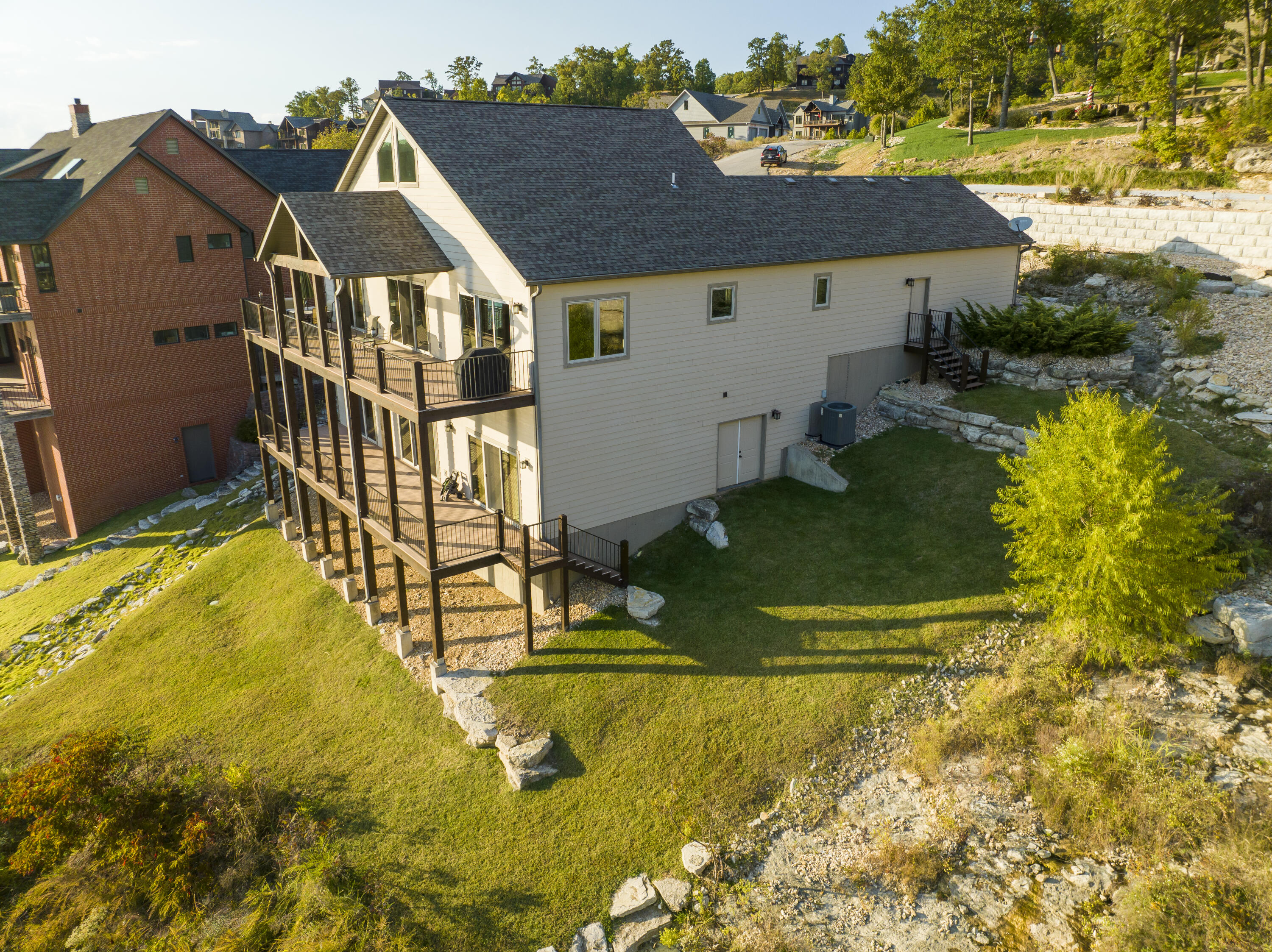 Pinnacle Shores - Residential