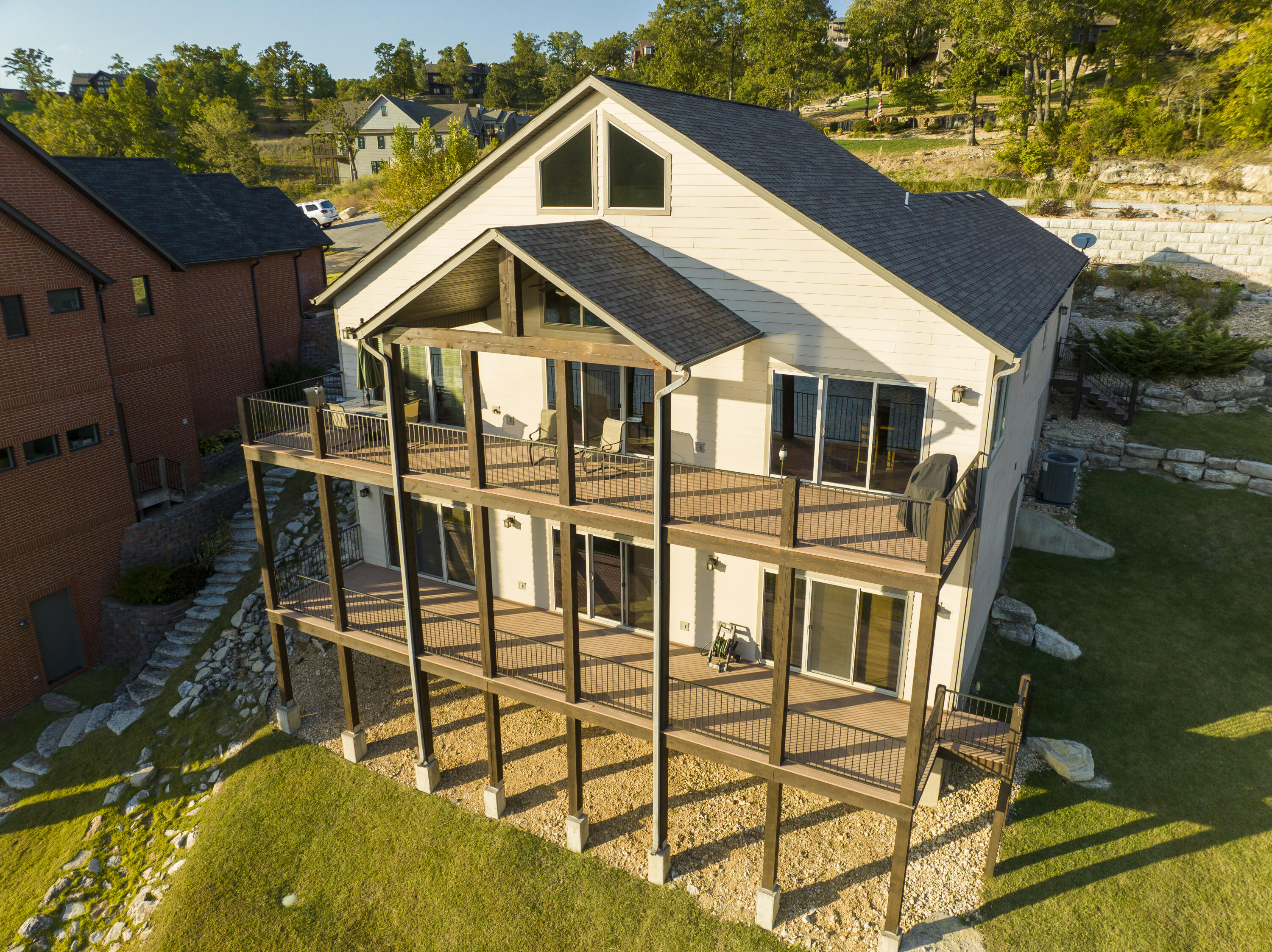 Pinnacle Shores - Residential