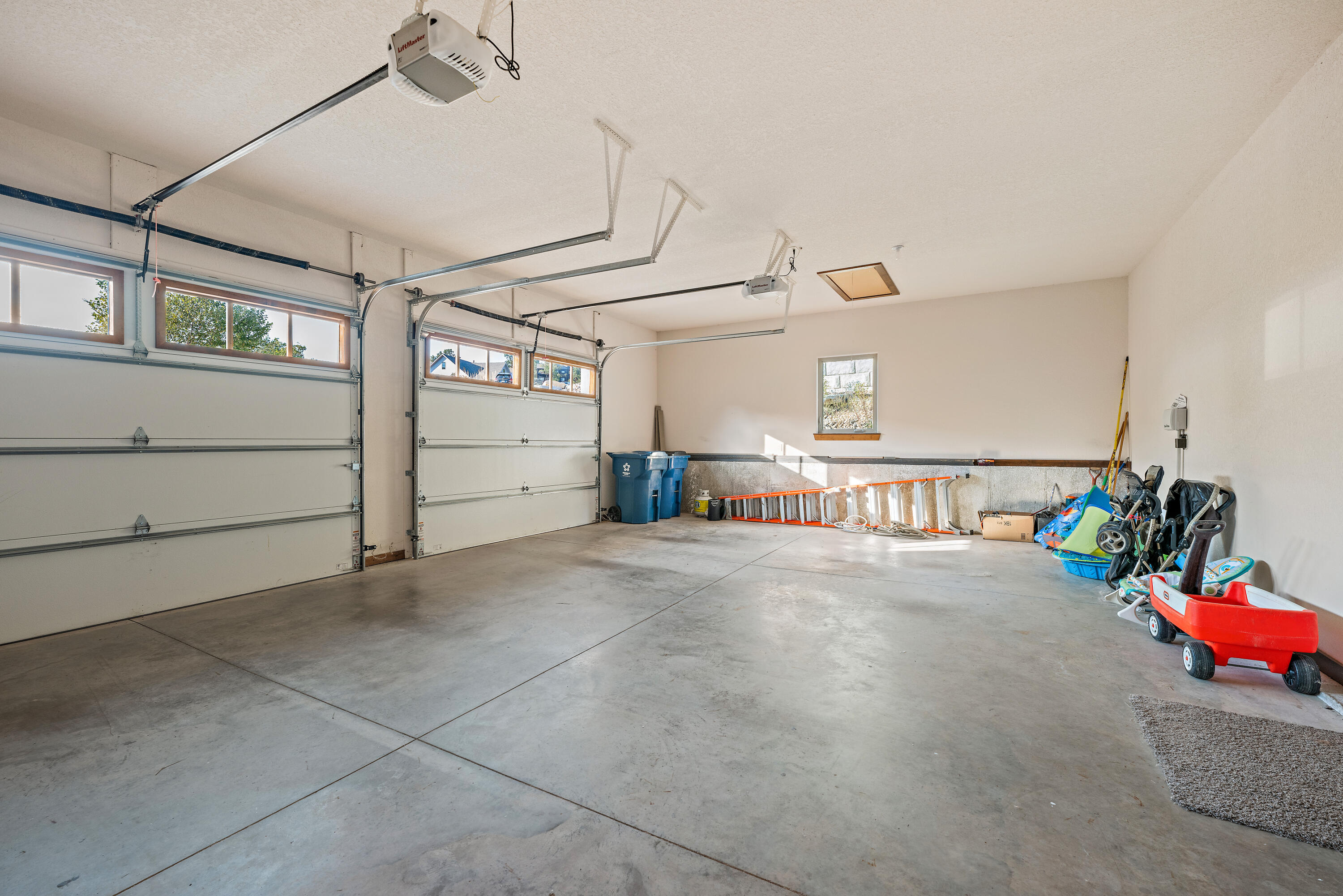 Pinnacle Shores - Residential