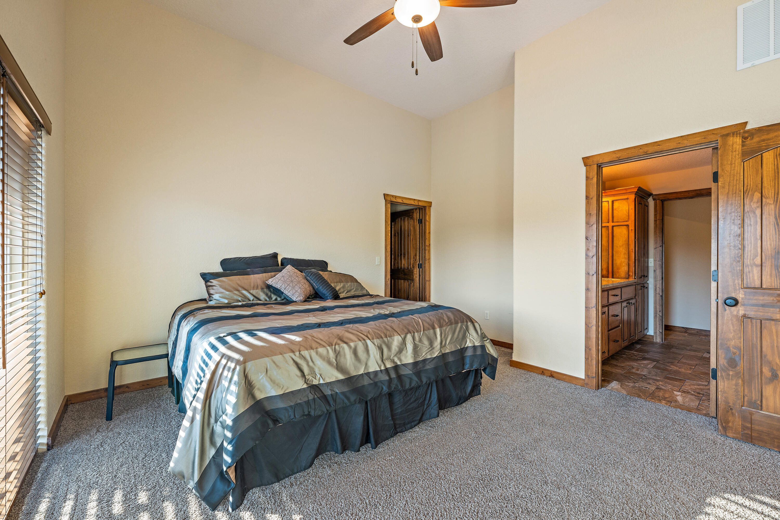 Pinnacle Shores - Residential