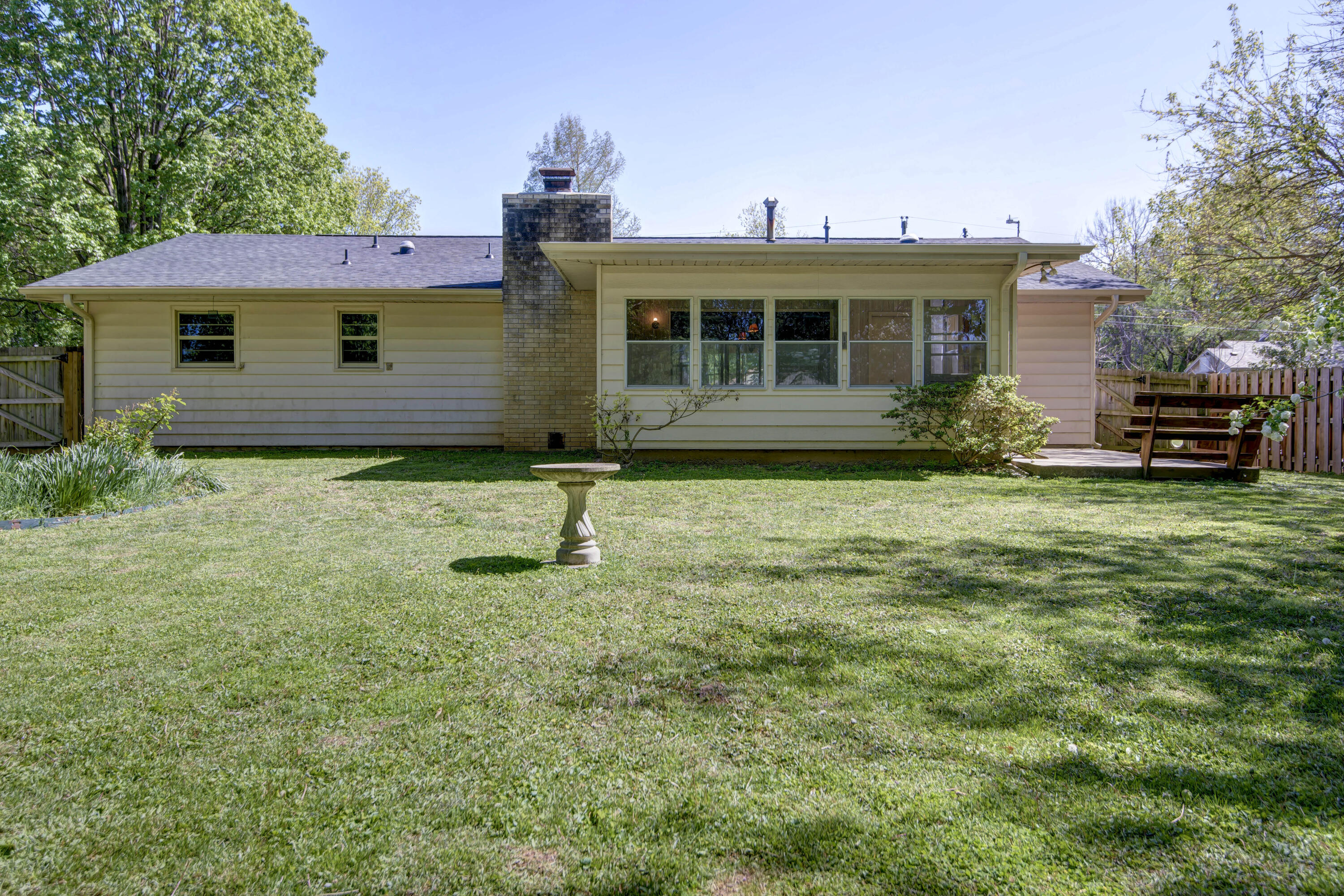 Oak Lawn Terrace - Residential