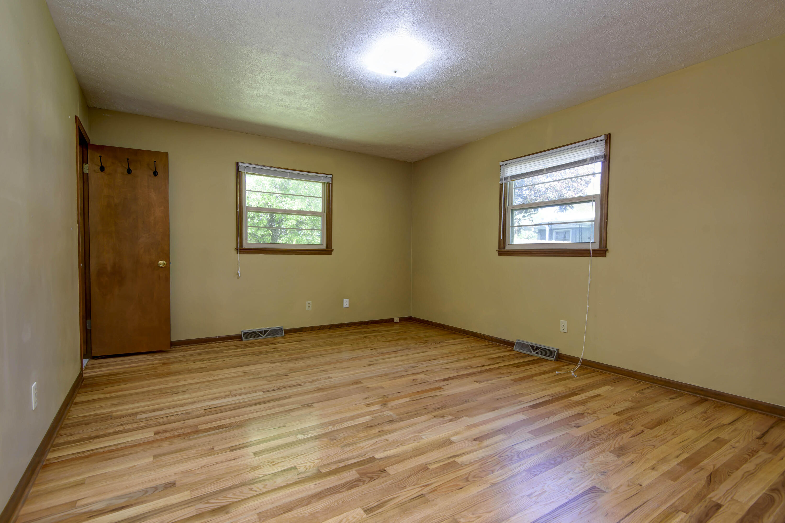 Oak Lawn Terrace - Residential