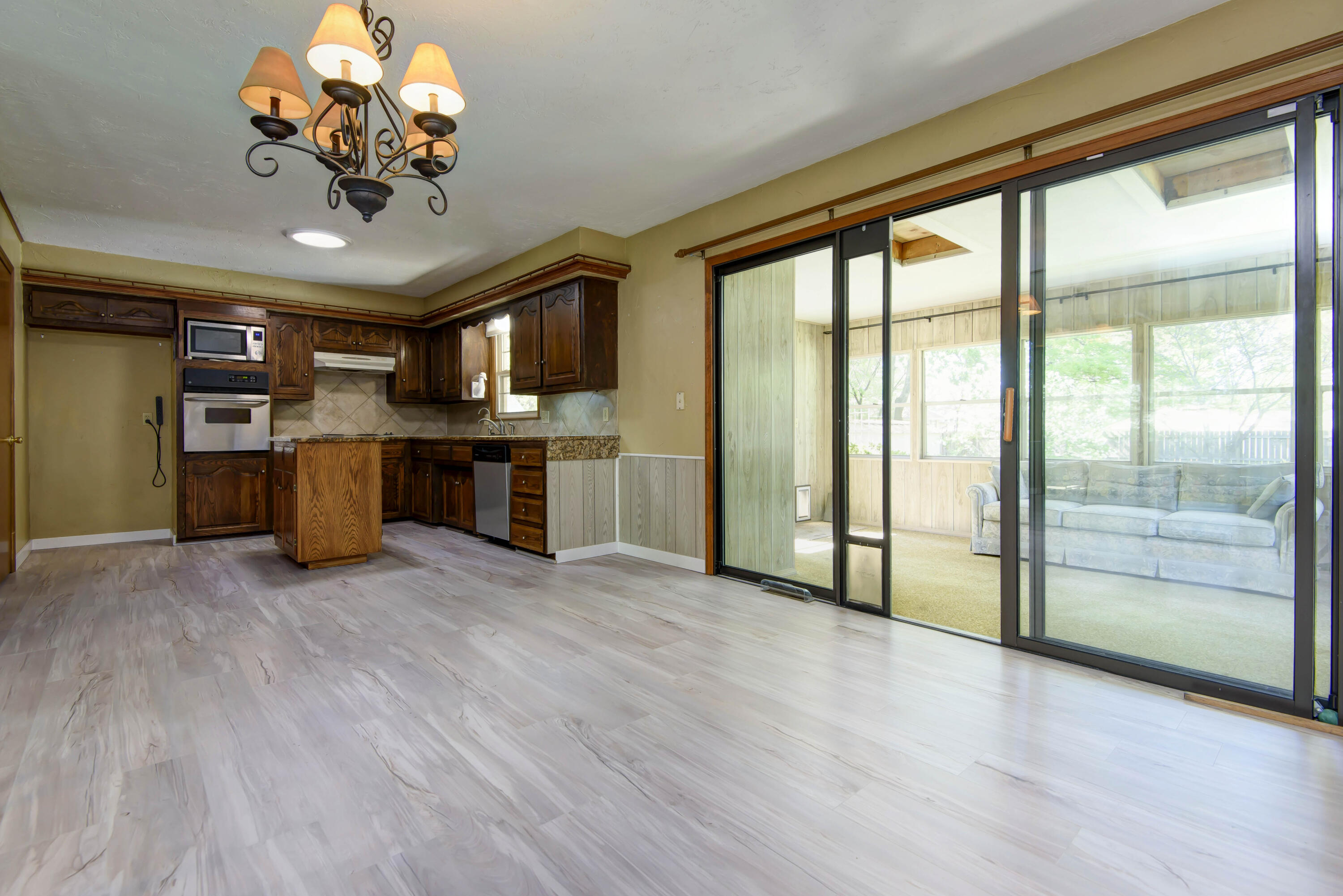 Oak Lawn Terrace - Residential