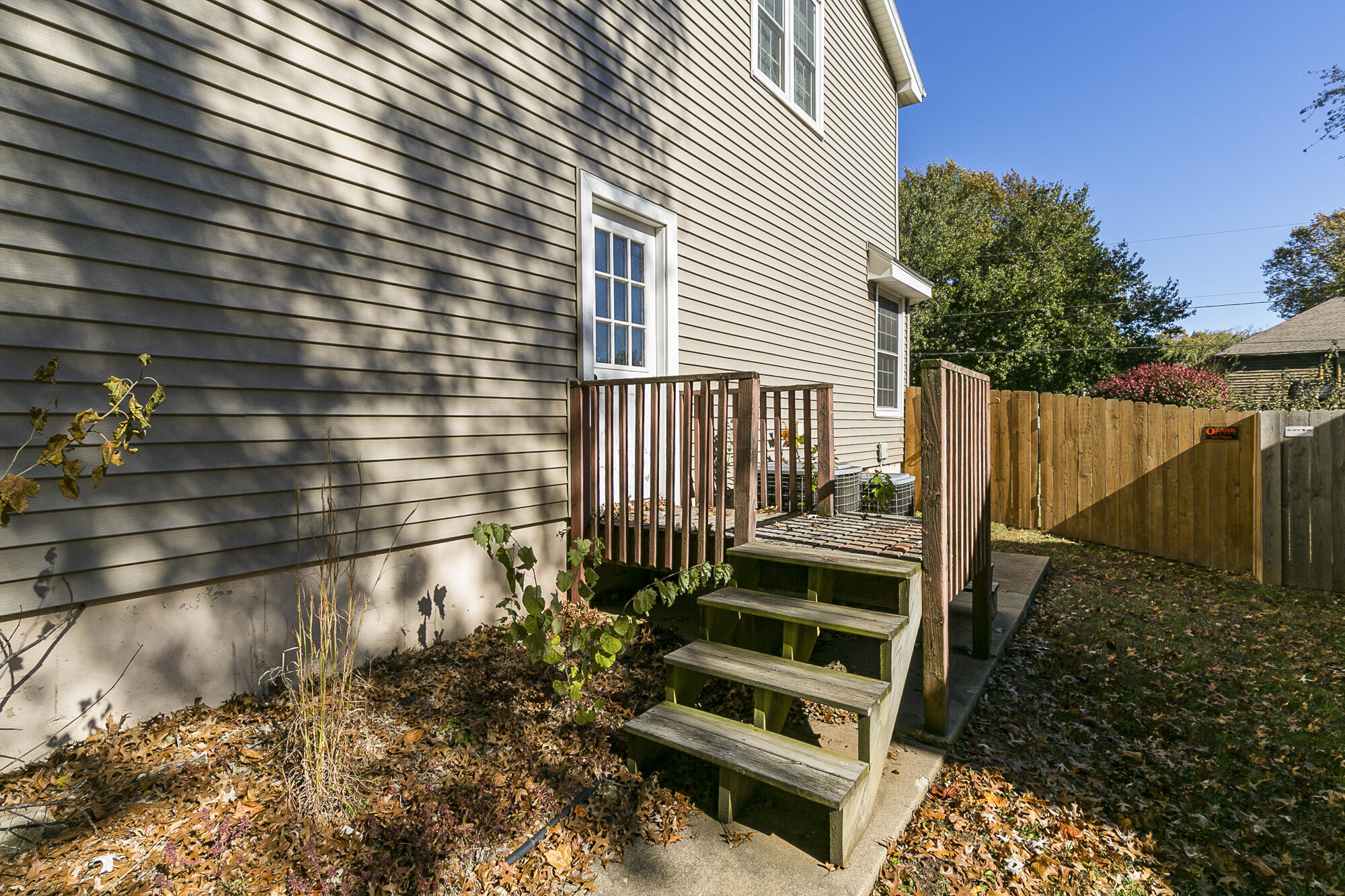Town & Country Est - Residential