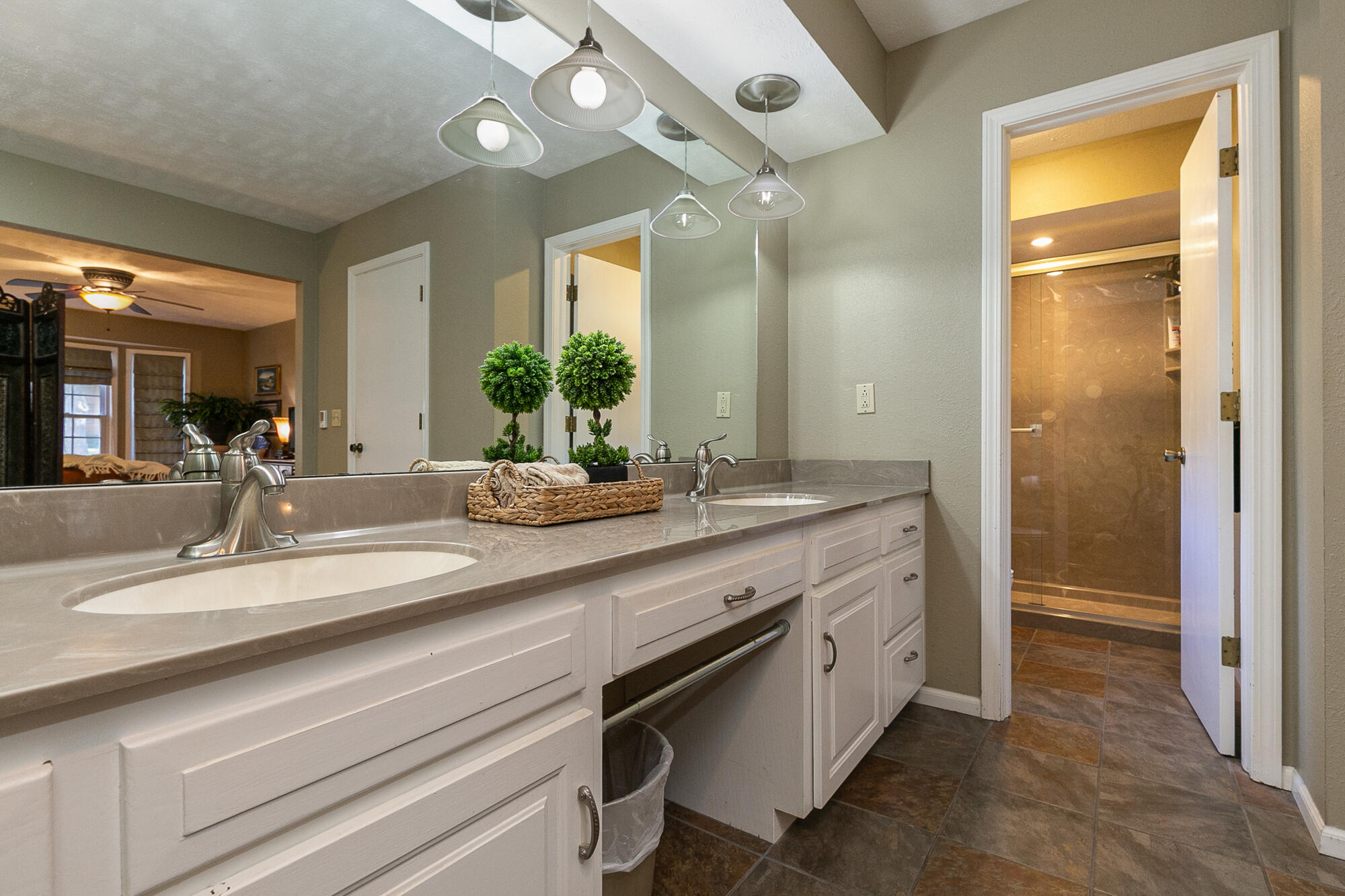 Town & Country Est - Residential