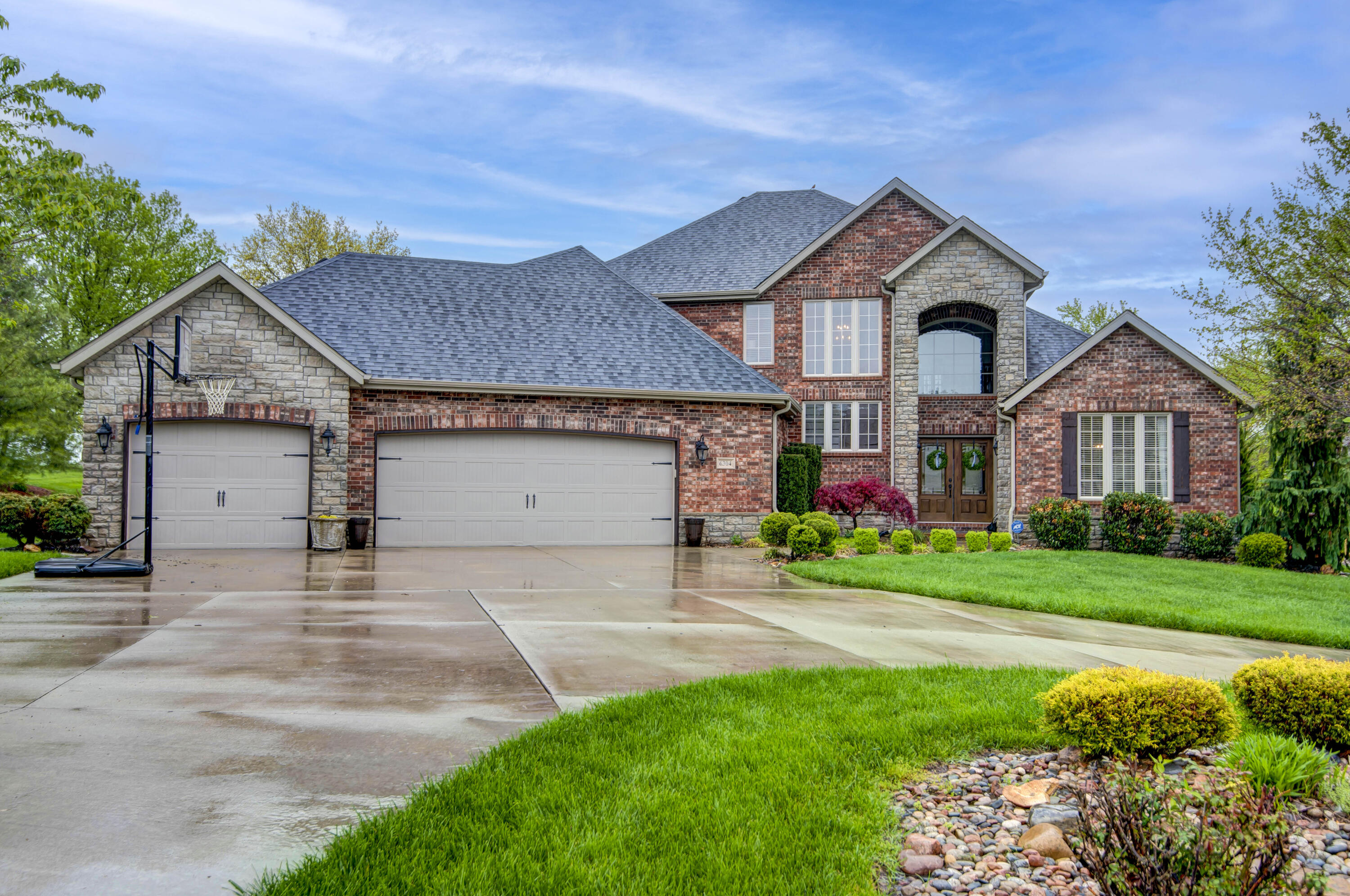 Gorgeous custom built, one owner home in River Cut. Situated in a cul-de-sac on lovely half acre lot.  Beautiful, open and spacious, this home checks all the boxes!  Soaring ceiling in entry way and leading to upstairs.  Natural light abounds.  Open kitchen/living area.  4 bedrooms plus a bonus room. 3.5 baths.  Spacious master suite with fireplace.  Master bath has tiled walk-in shower.    Circle drive -  no expense spared here on landscaping - this yard is gorgeous front and back - don't miss the stunning water feature in the back yard!   Attic access from upstairs bonus room and bedroom.  Generous storage.  Call for your private showing!