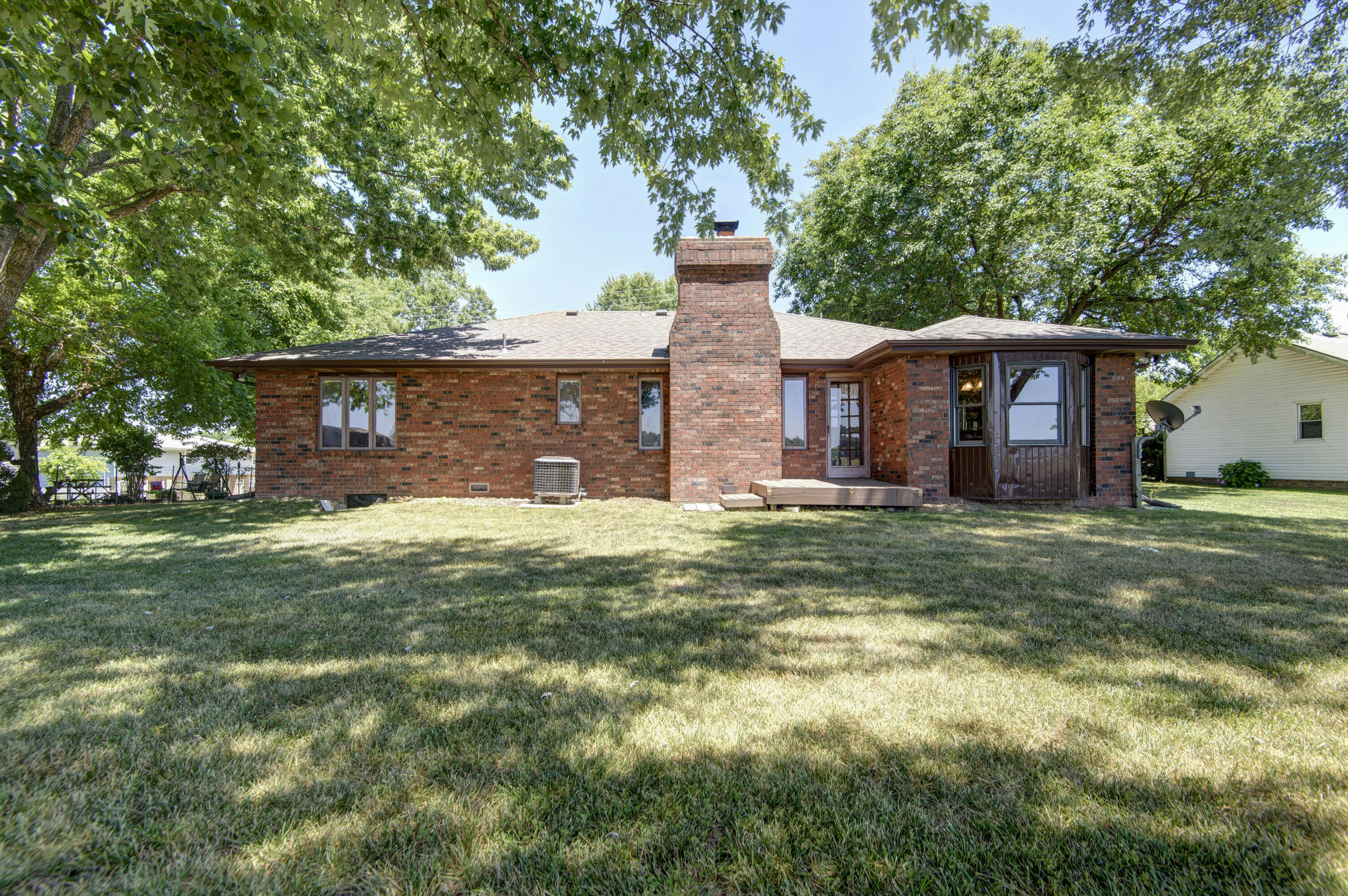 Double LL Est - Residential