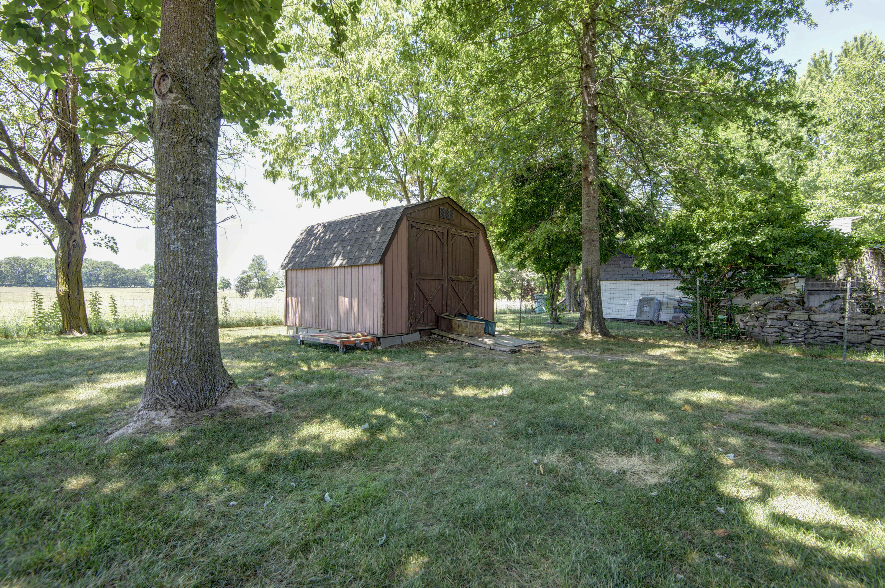 Double LL Est - Residential