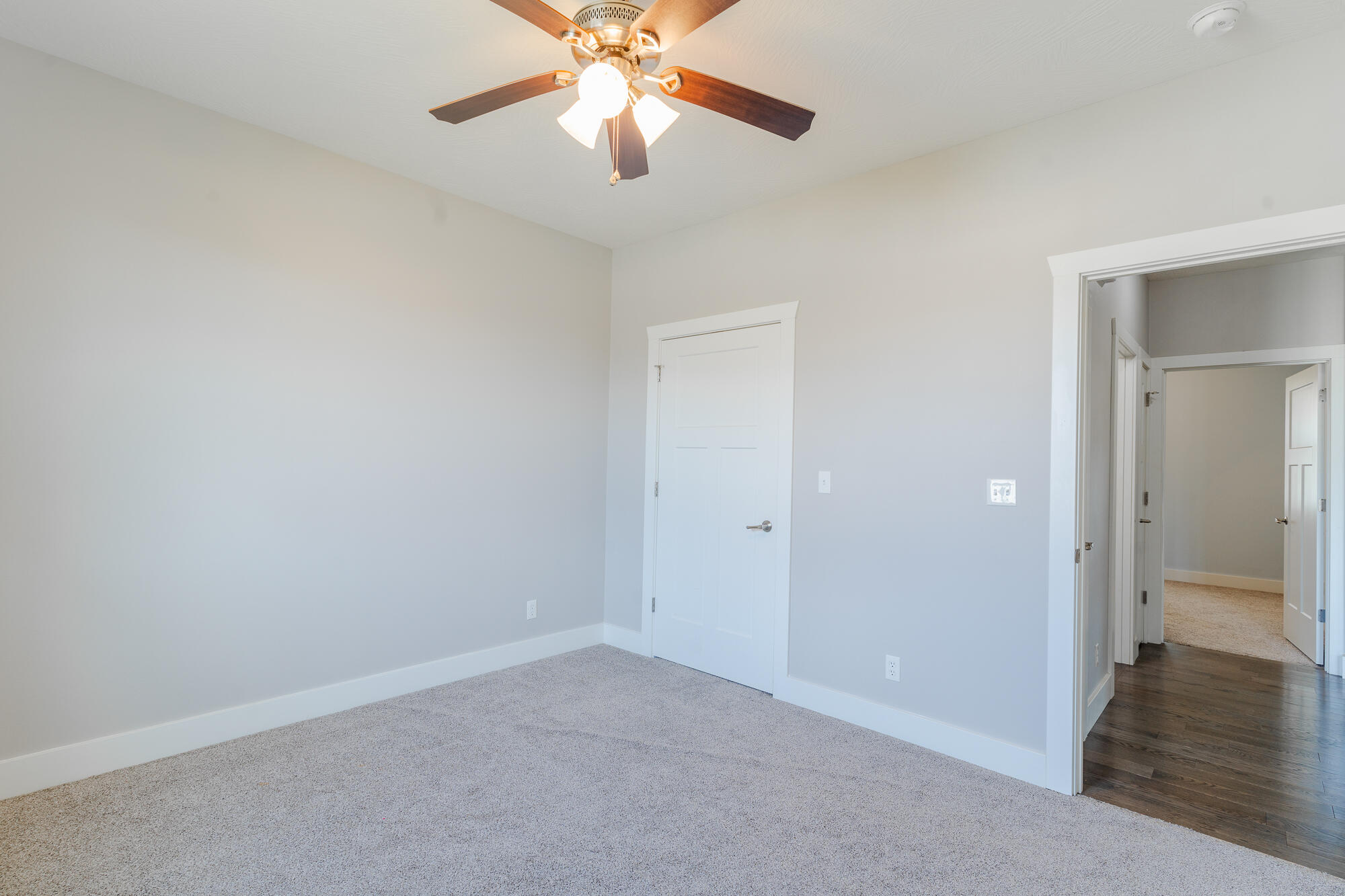Lawrence-Not in List - Residential