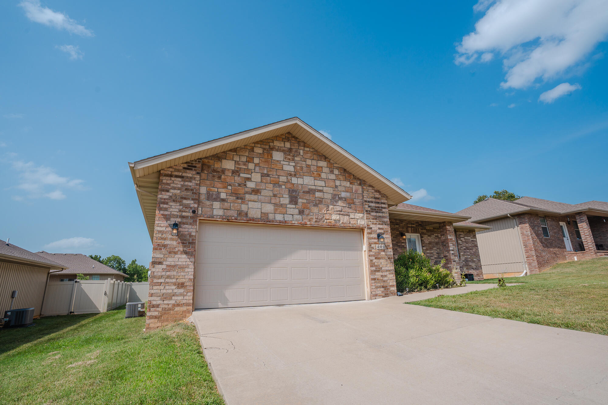 Lawrence-Not in List - Residential