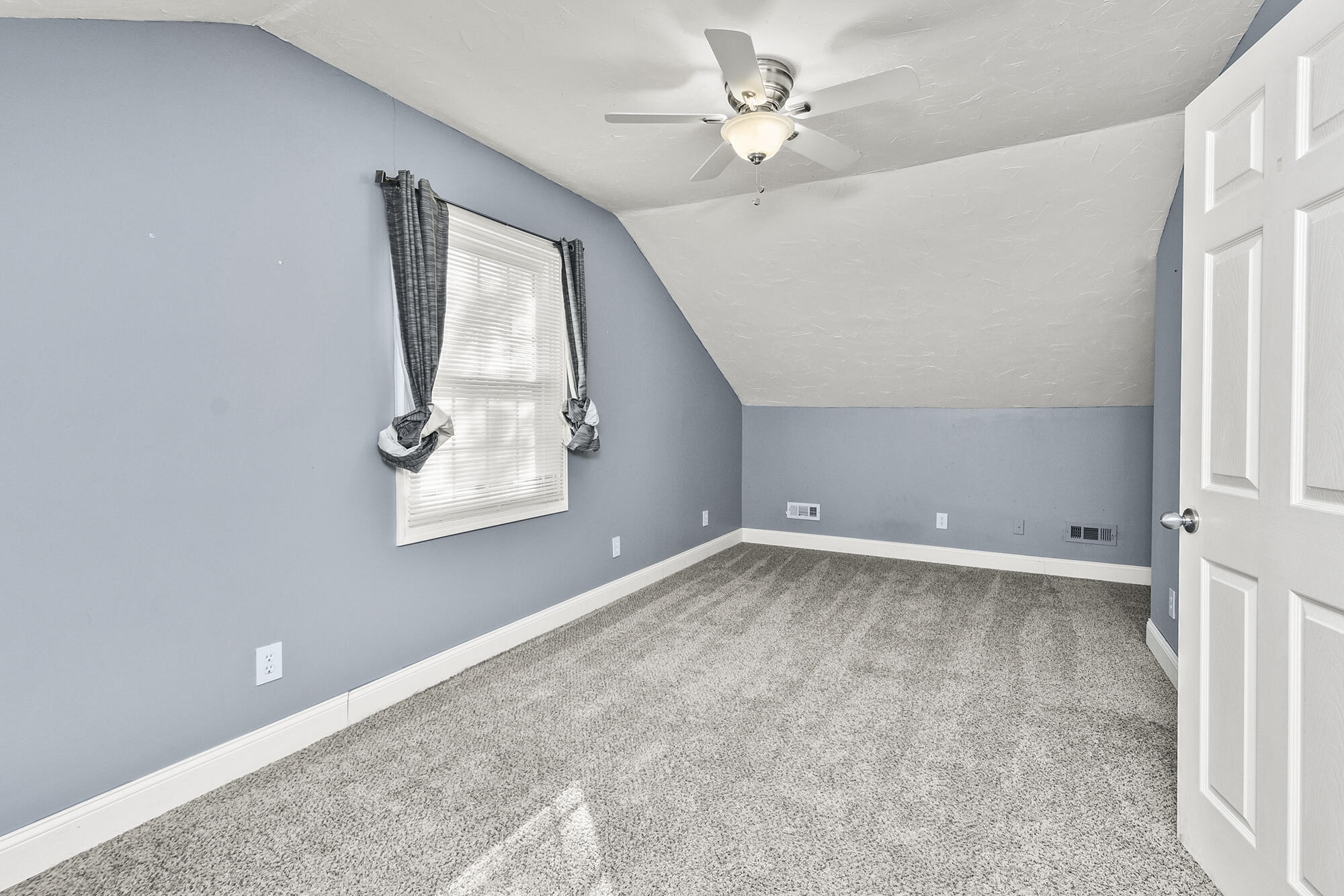 Pickwick Place - Residential
