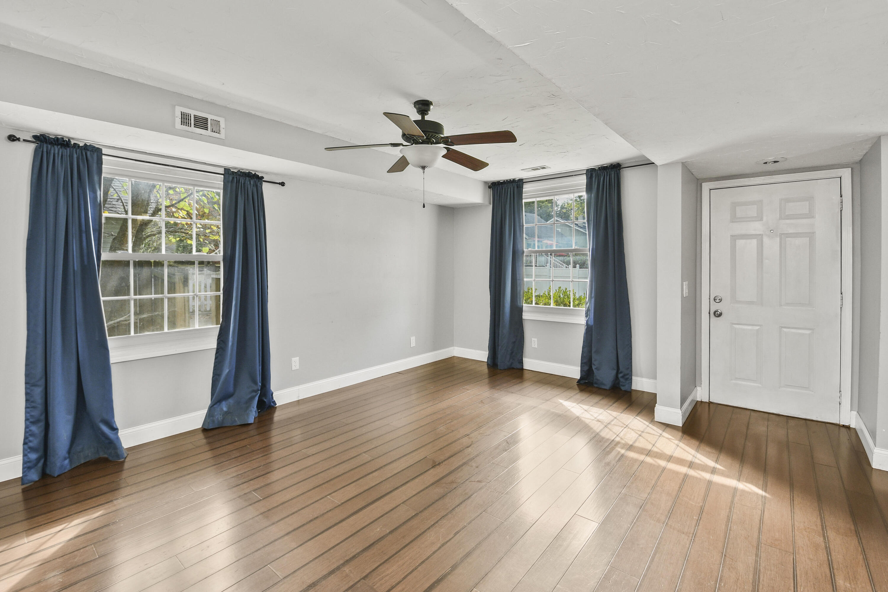 Pickwick Place - Residential