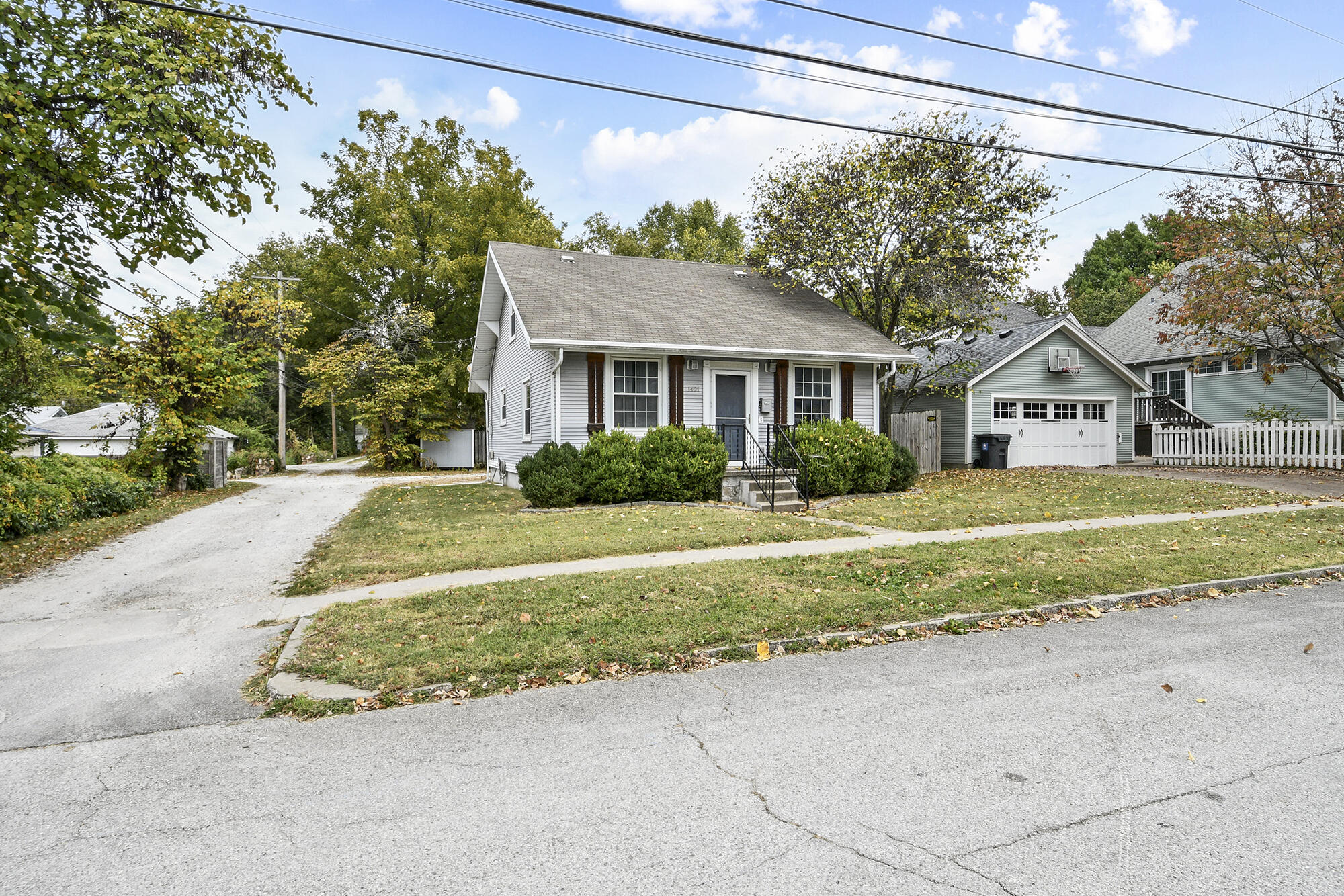 Pickwick Place - Residential
