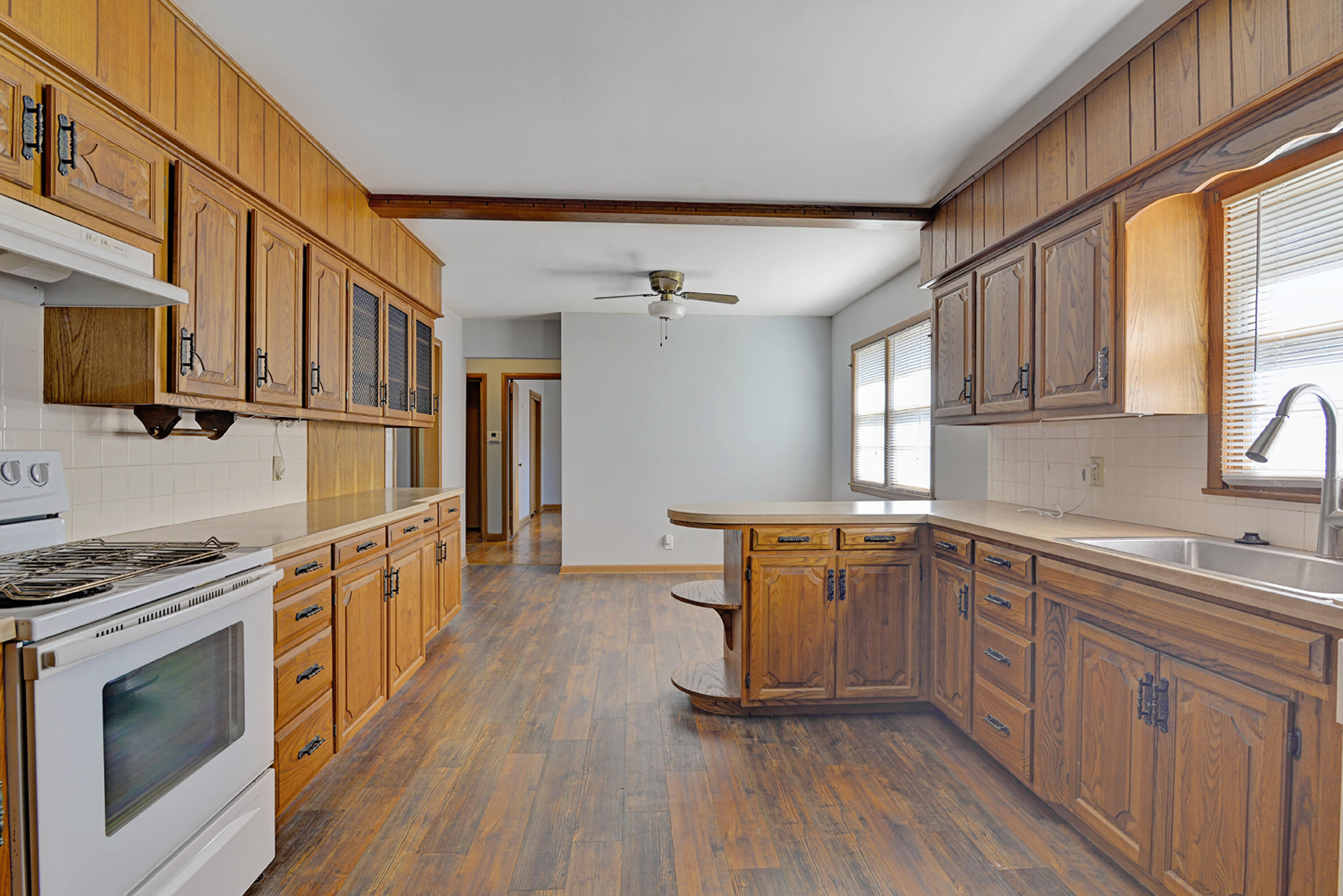Country Club Terrace - Residential