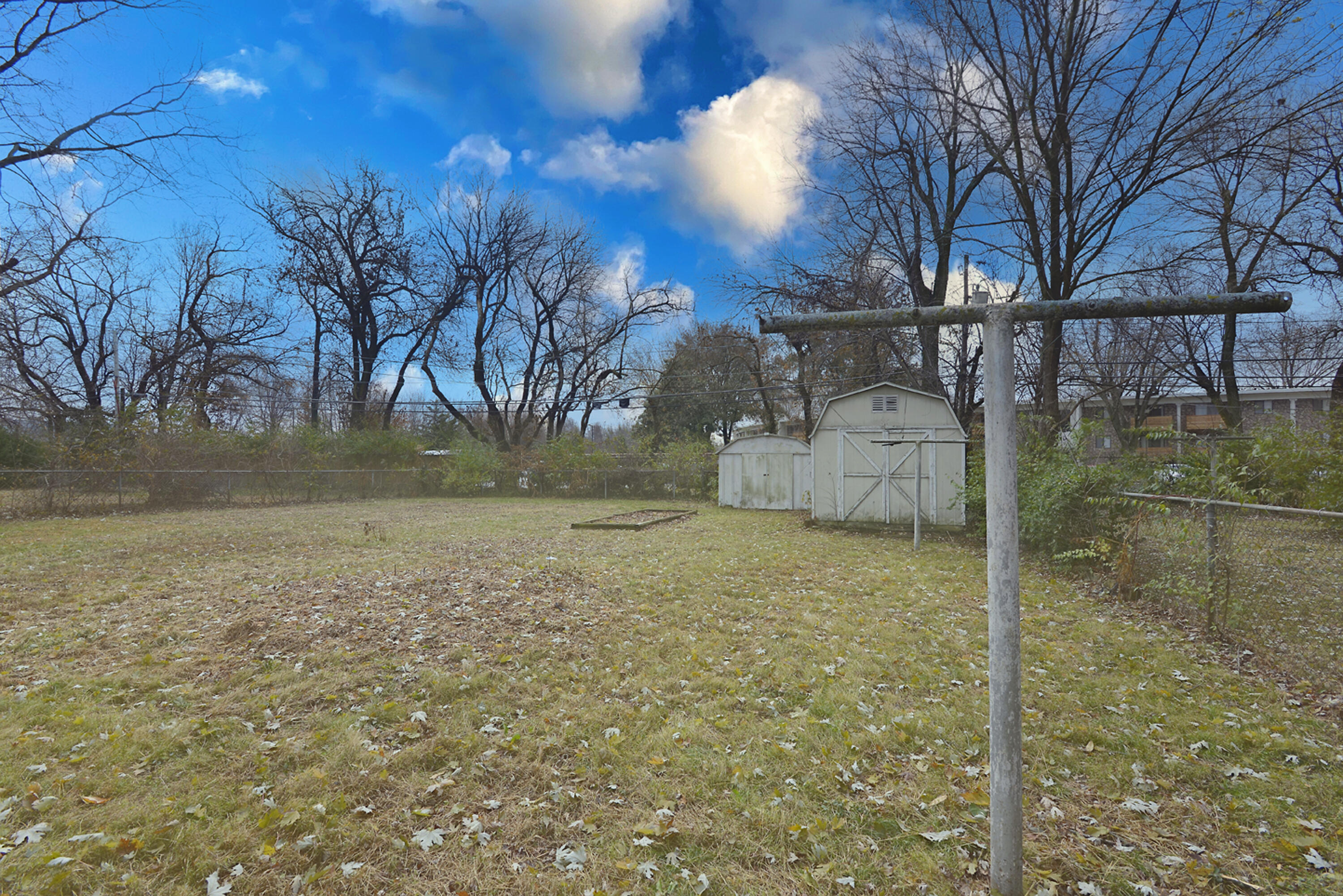 Country Club Terrace - Residential