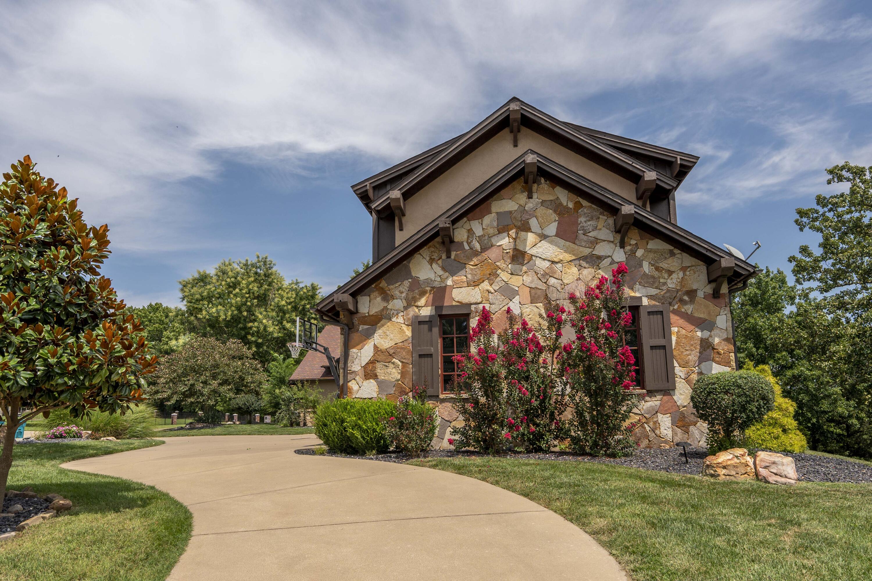 Eaglesgate - Residential