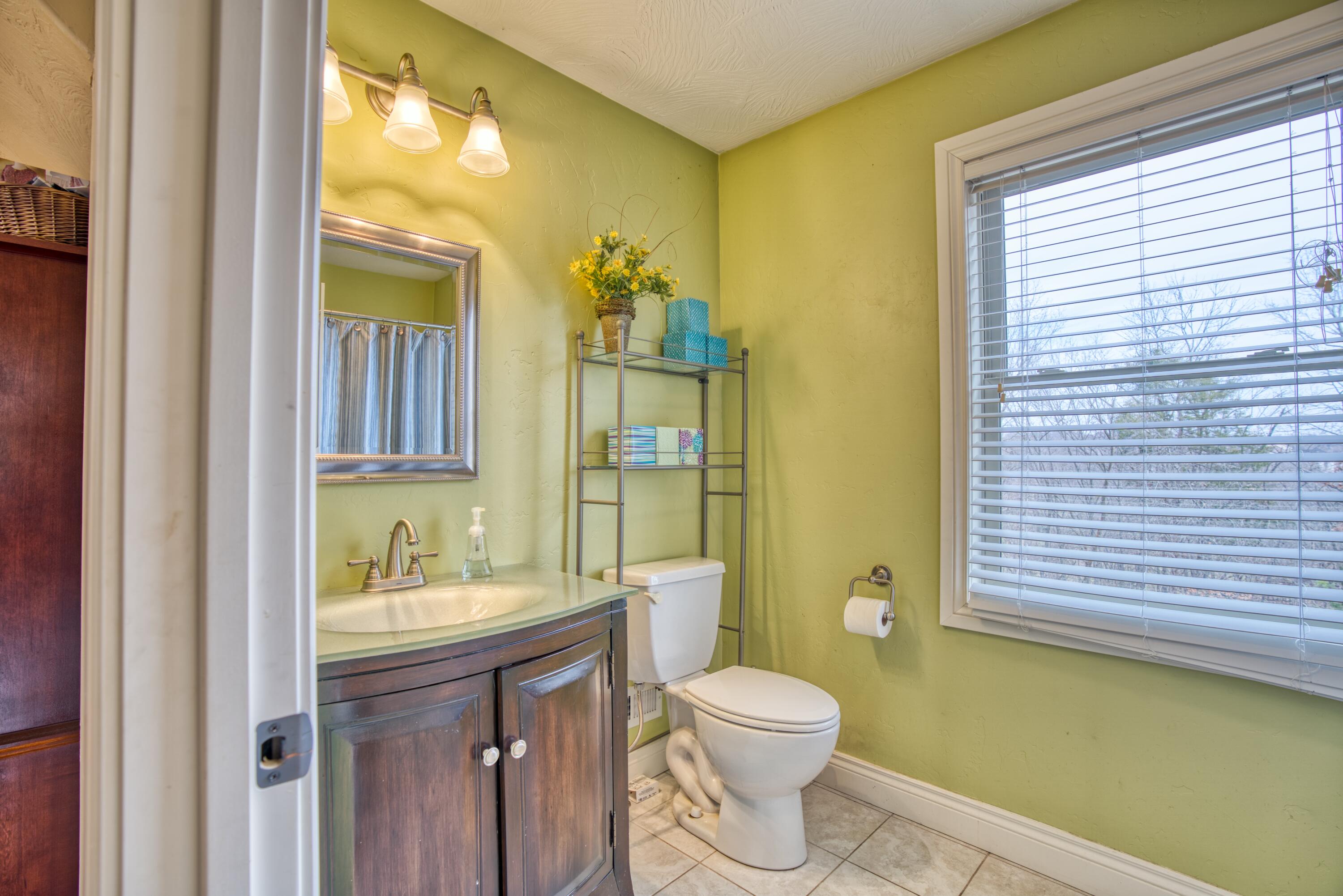 Golden Oaks - Residential