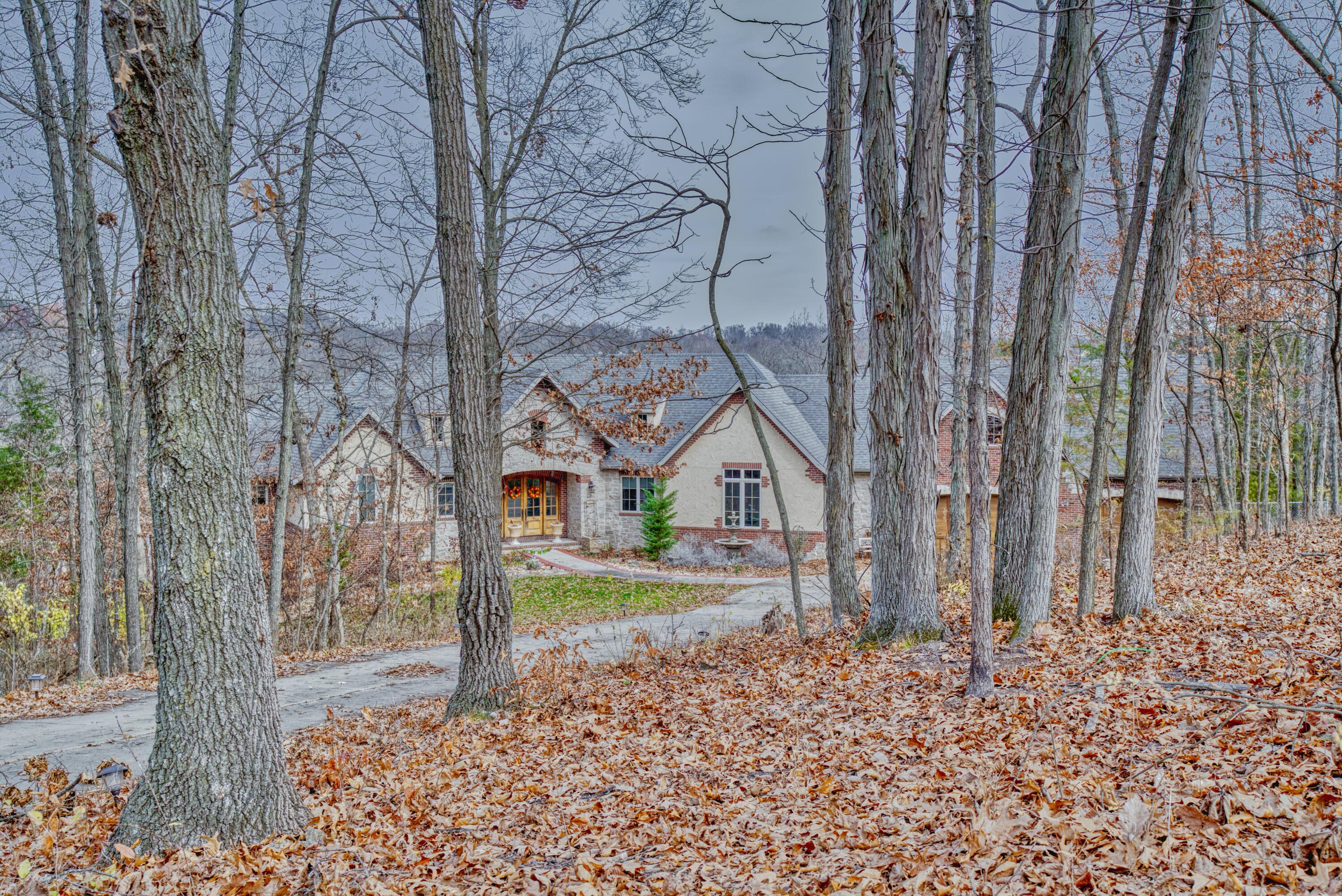 Golden Oaks - Residential