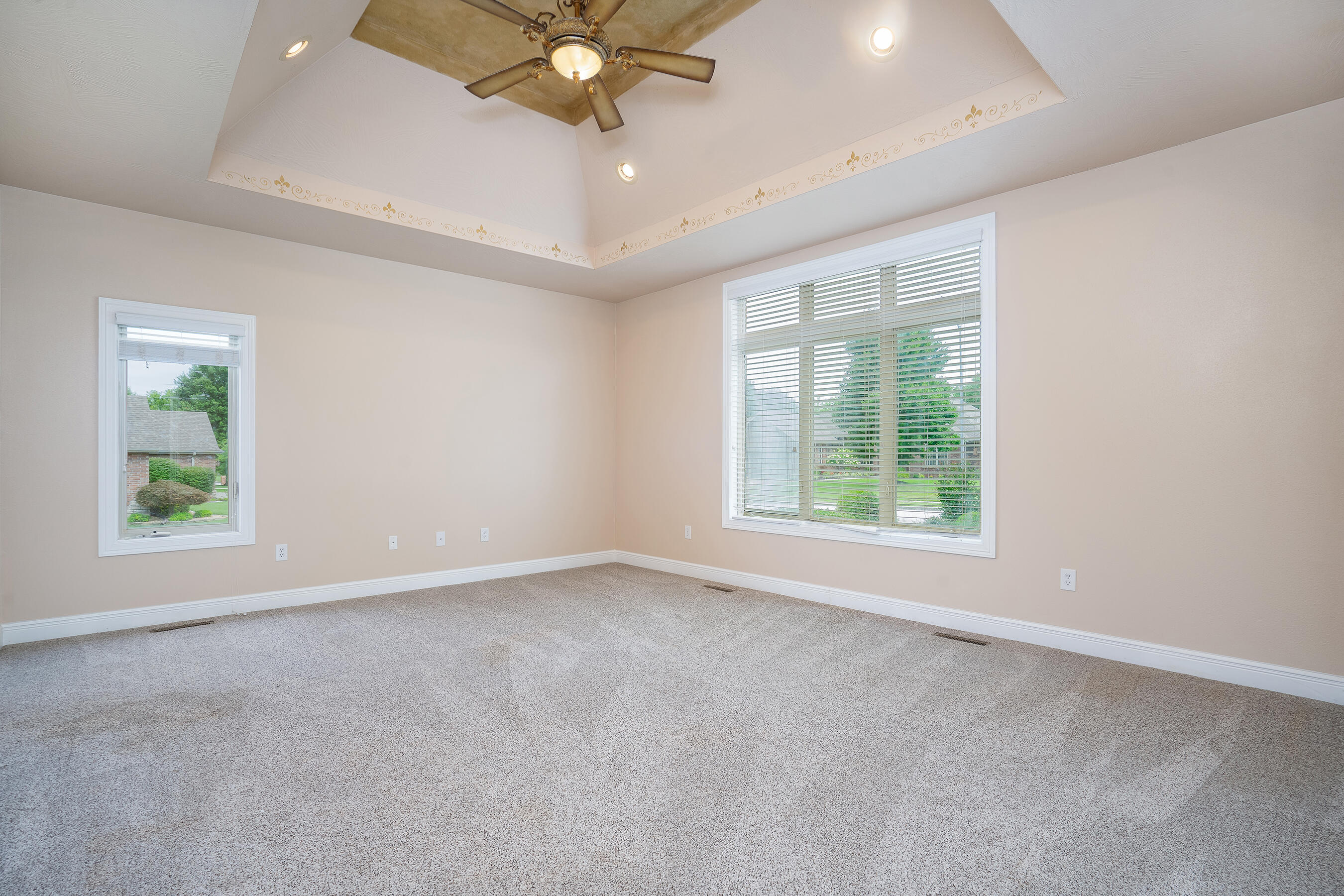 Parkmor Hts - Residential