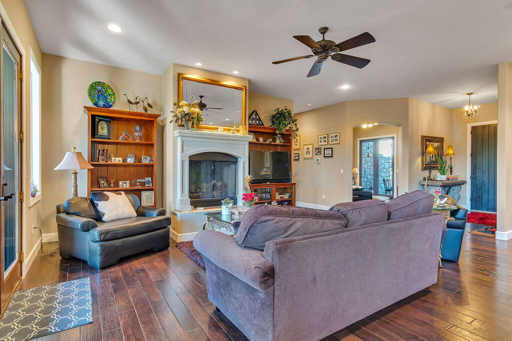 Branson Hills - Residential
