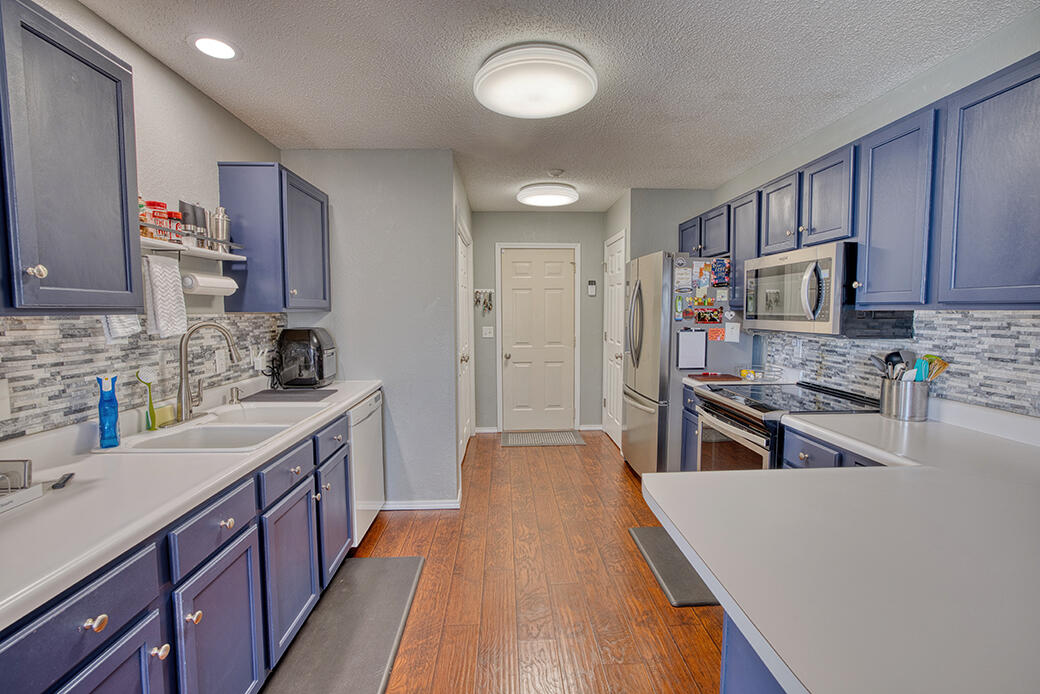 Kay Pointe - Residential