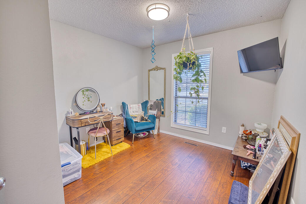 Kay Pointe - Residential