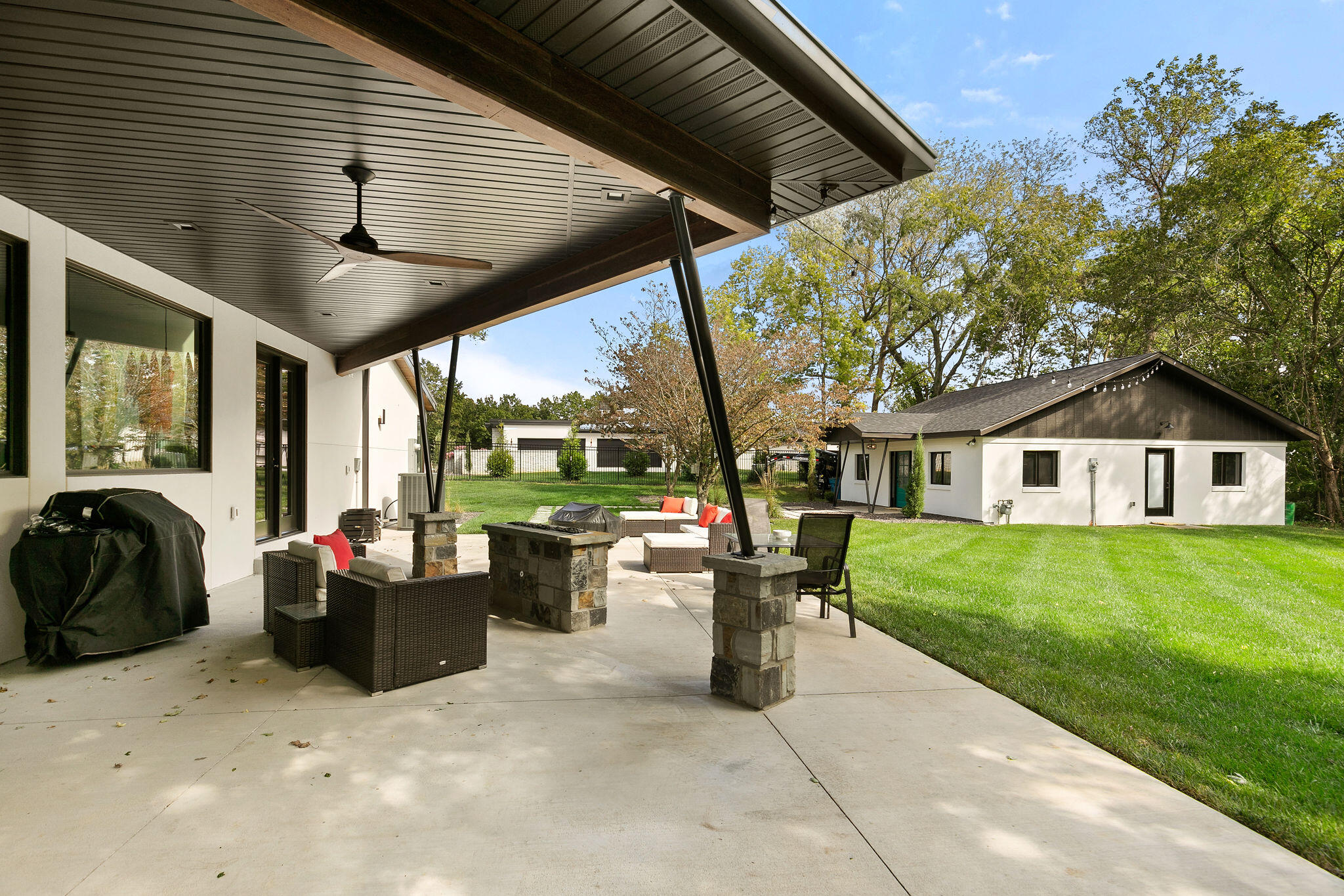 Homestead Est - Residential
