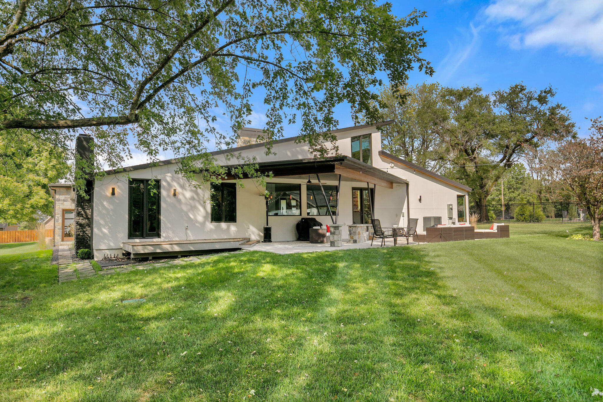 Homestead Est - Residential