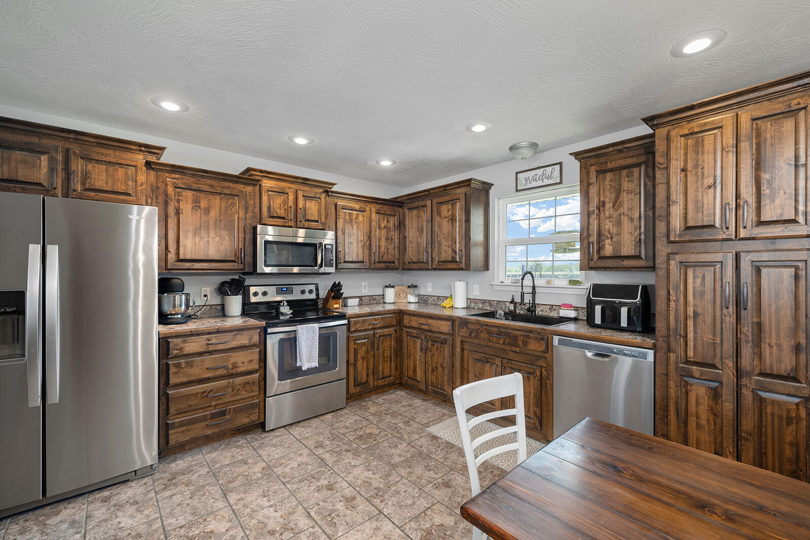 Whispering Heights - Residential