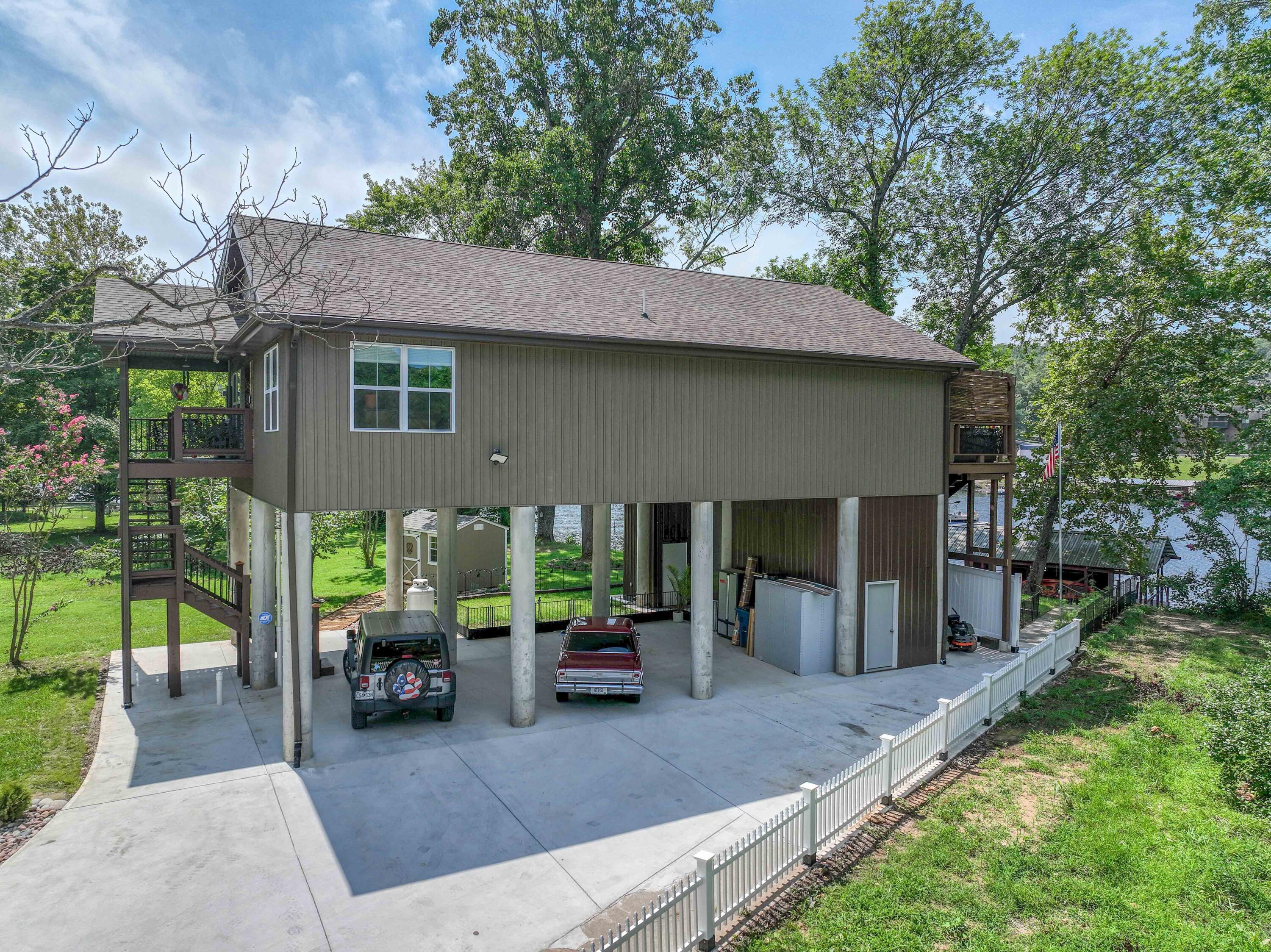 Lakeshore Hills - Residential