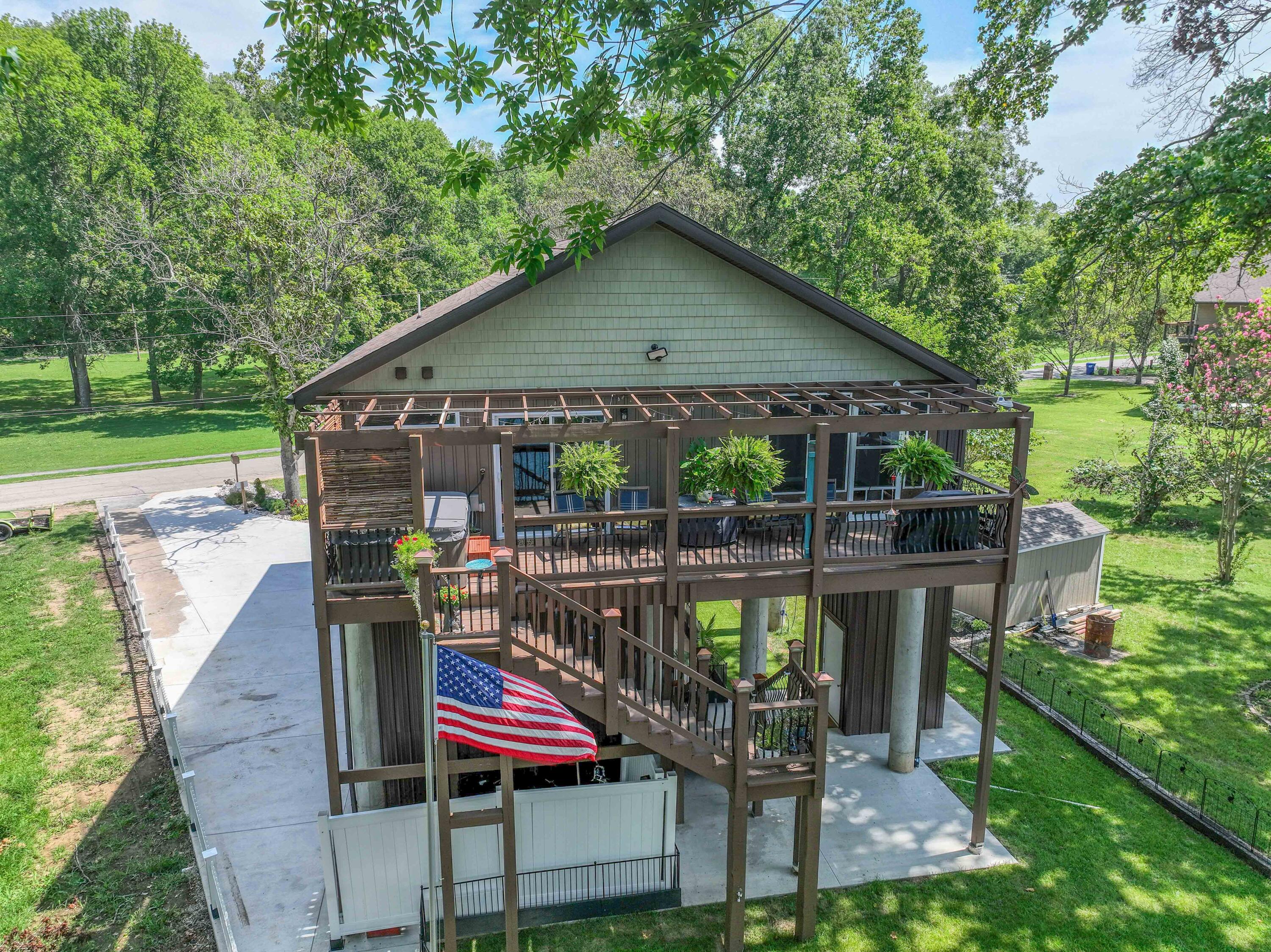 Lakeshore Hills - Residential