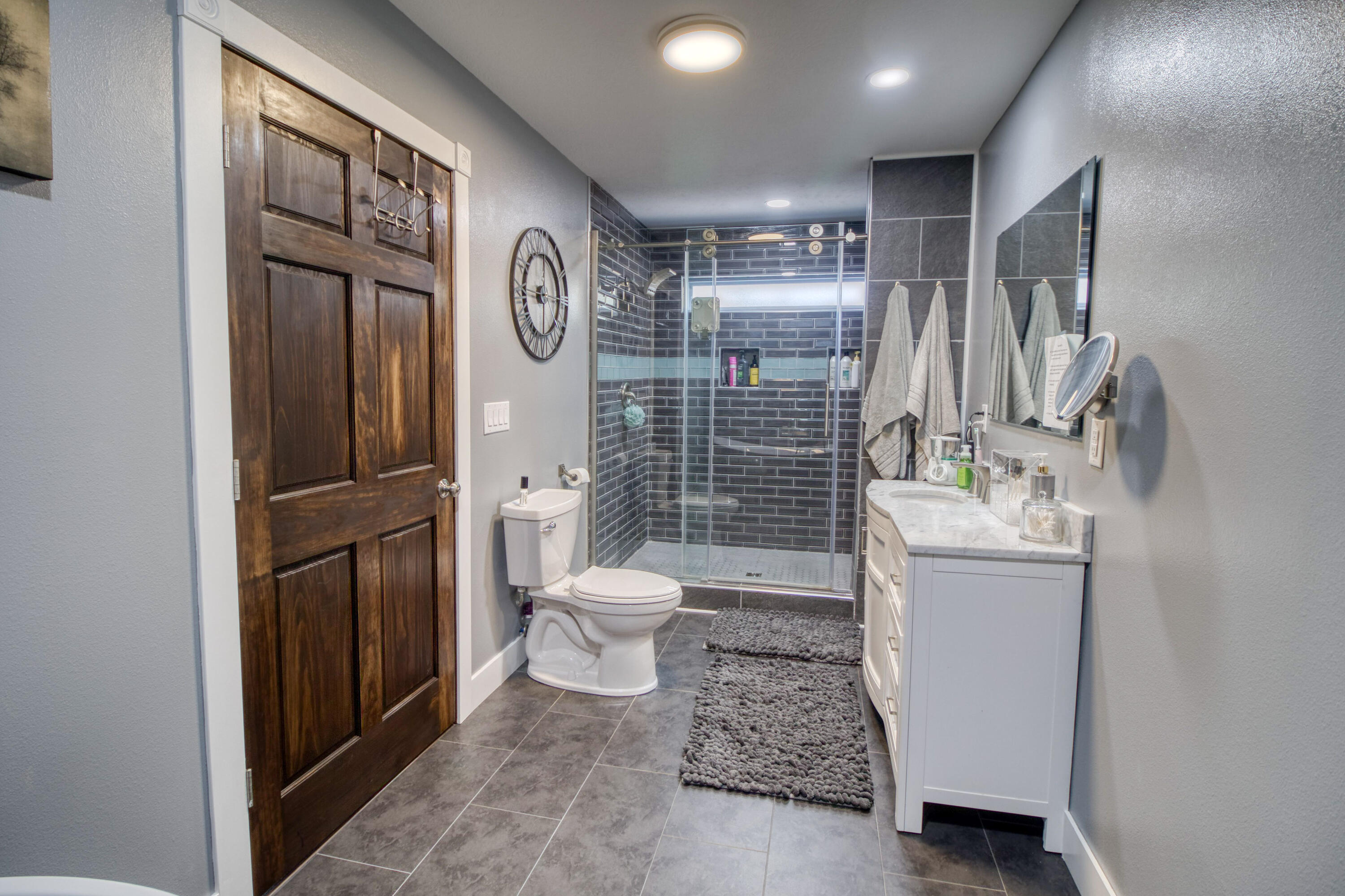 Lakeshore Hills - Residential