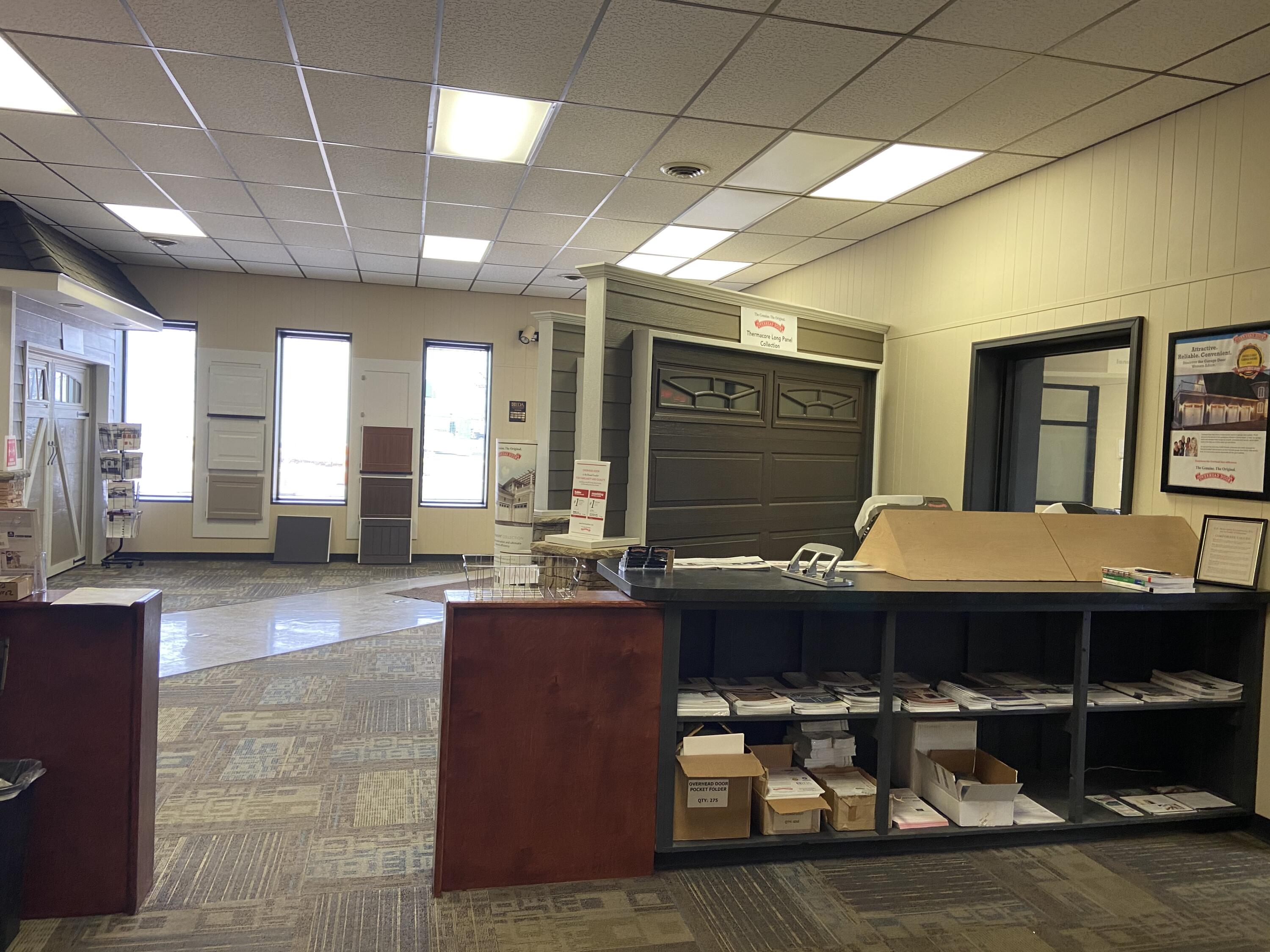 Inside - Commercial Sale