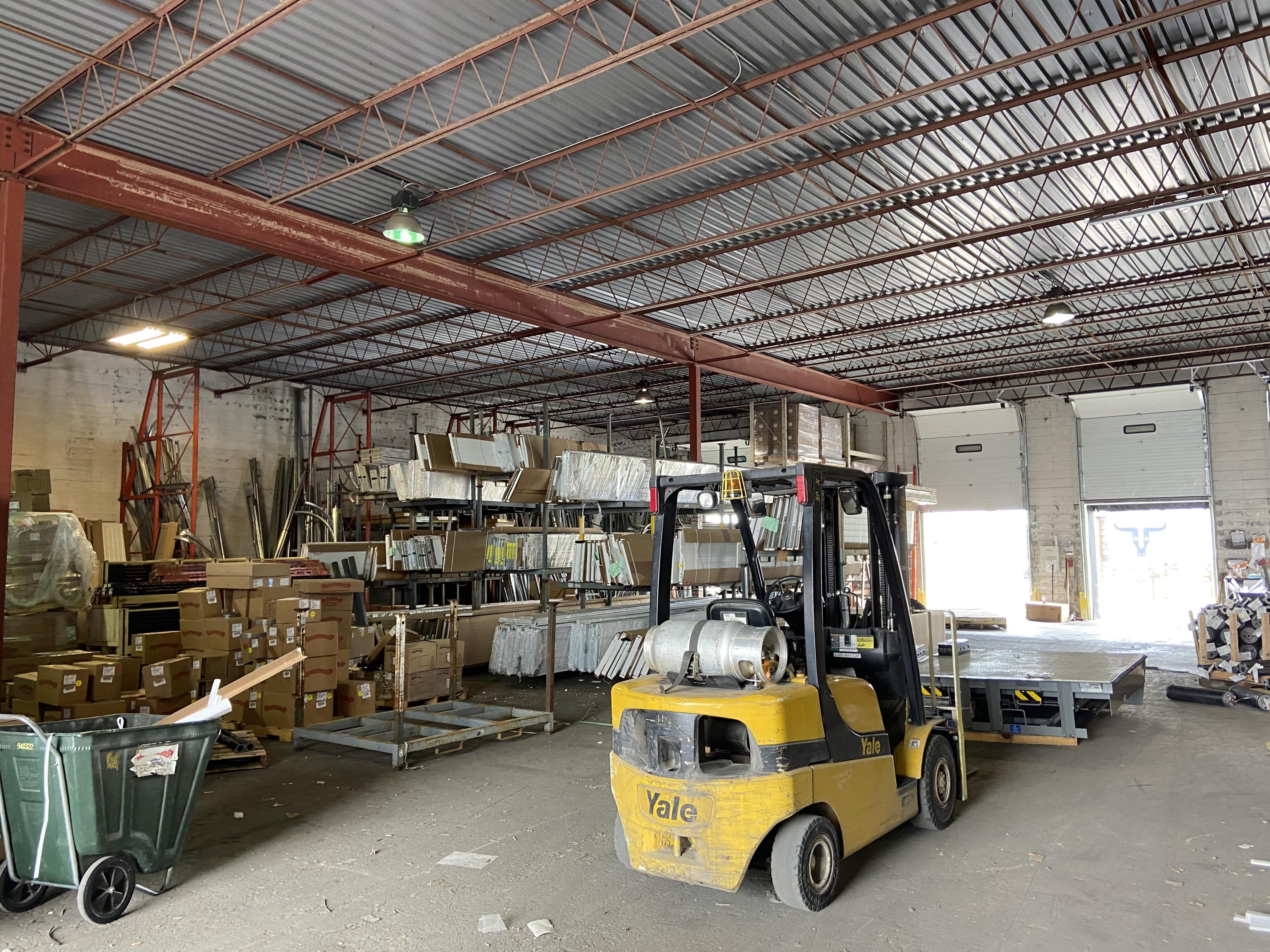 Inside - Commercial Sale