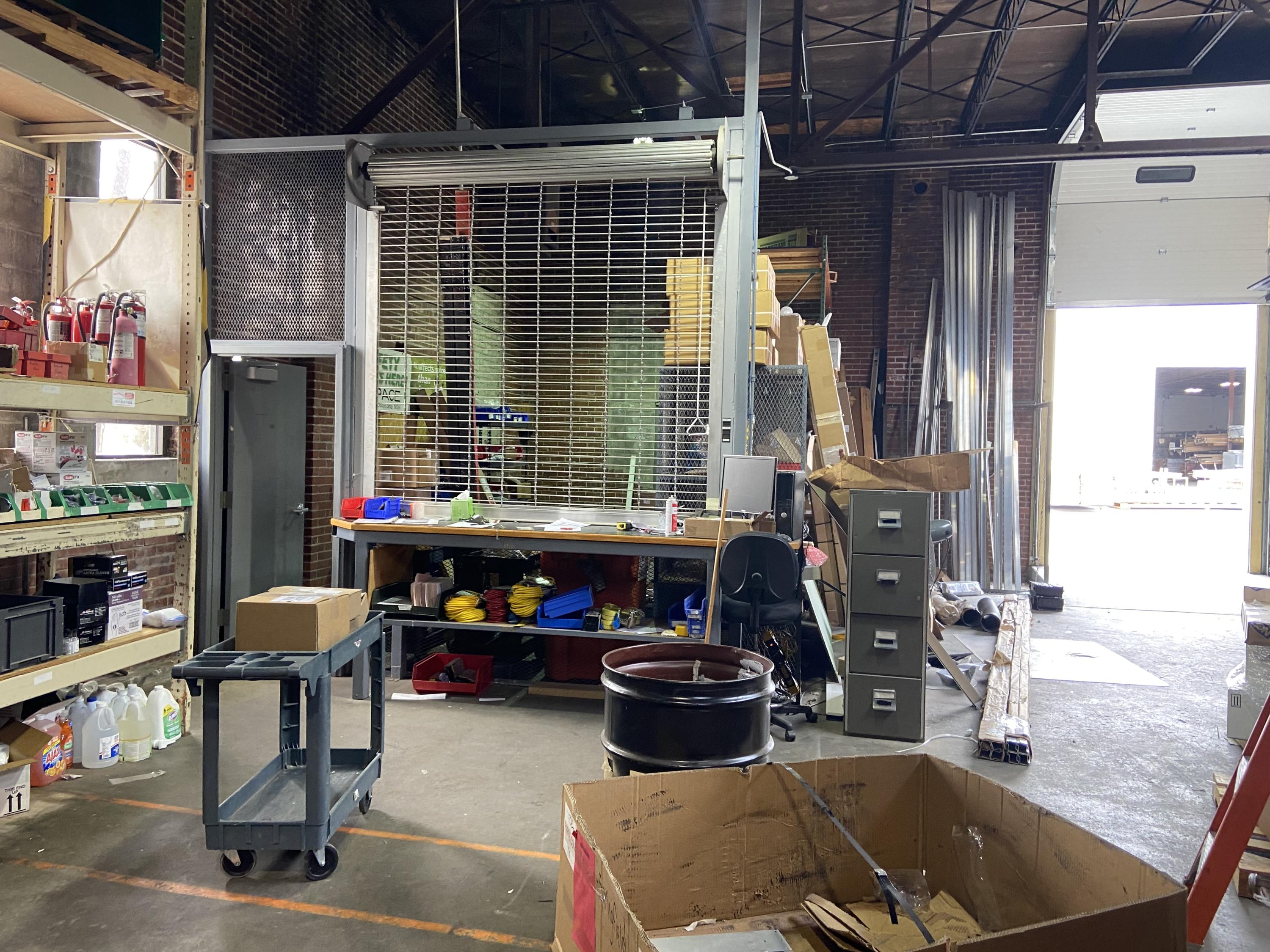 Inside - Commercial Sale