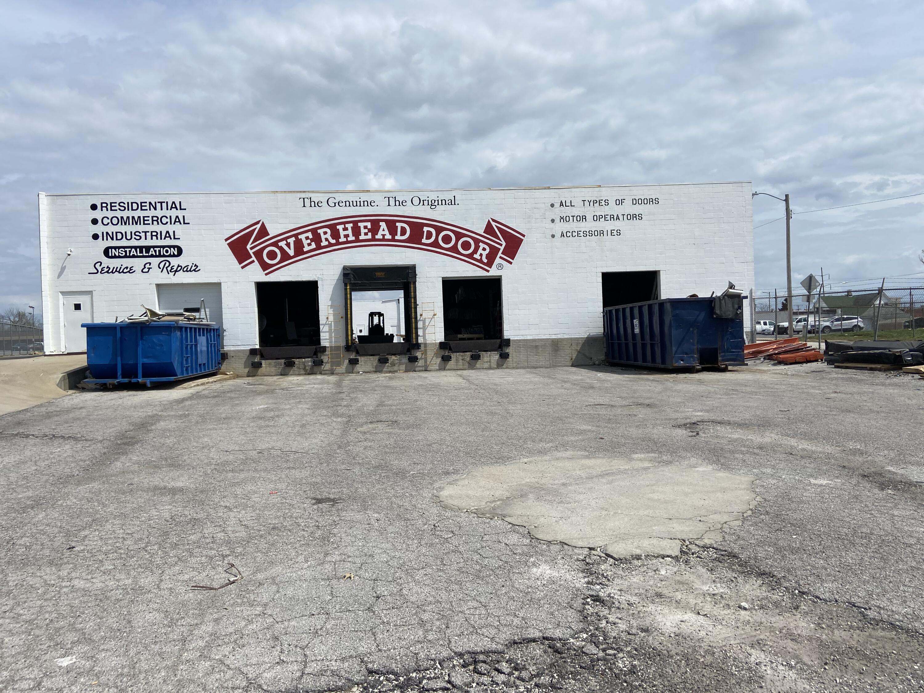 Inside - Commercial Sale