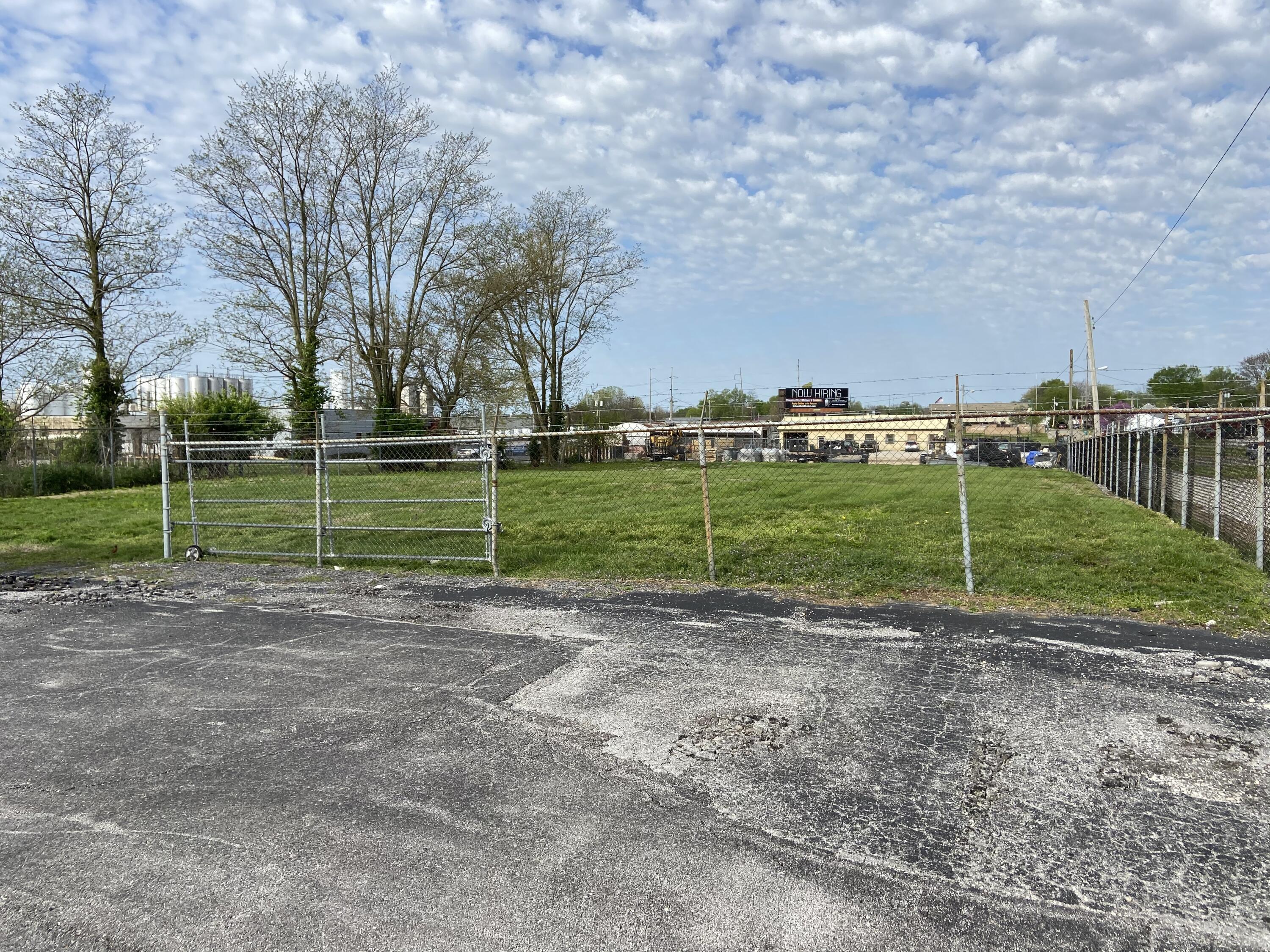Inside - Commercial Sale